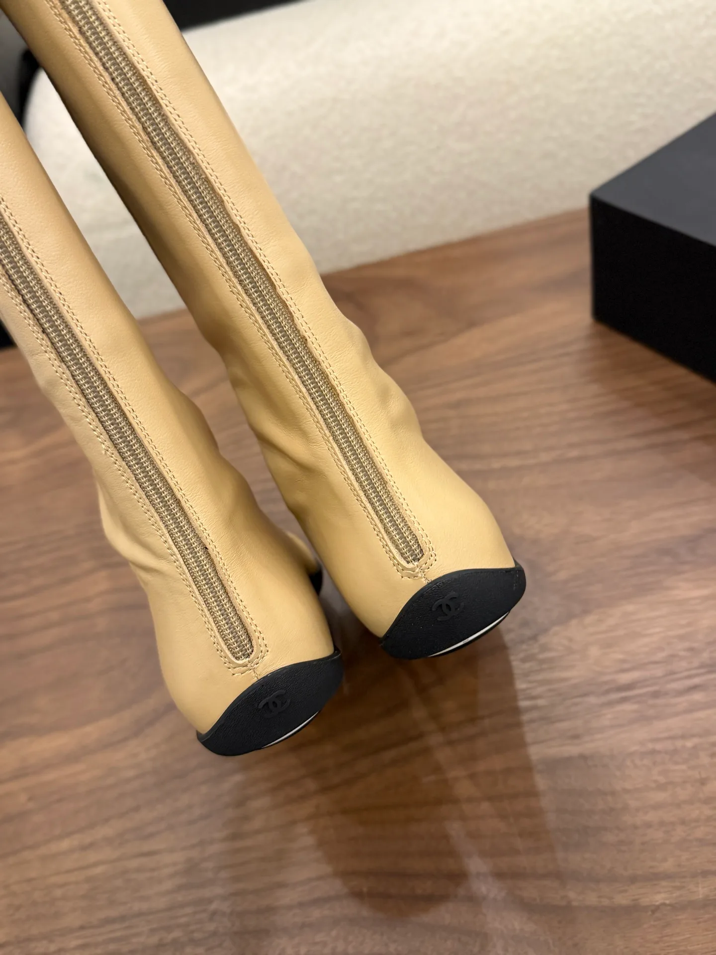 Women's Boots CHANEL 18223565