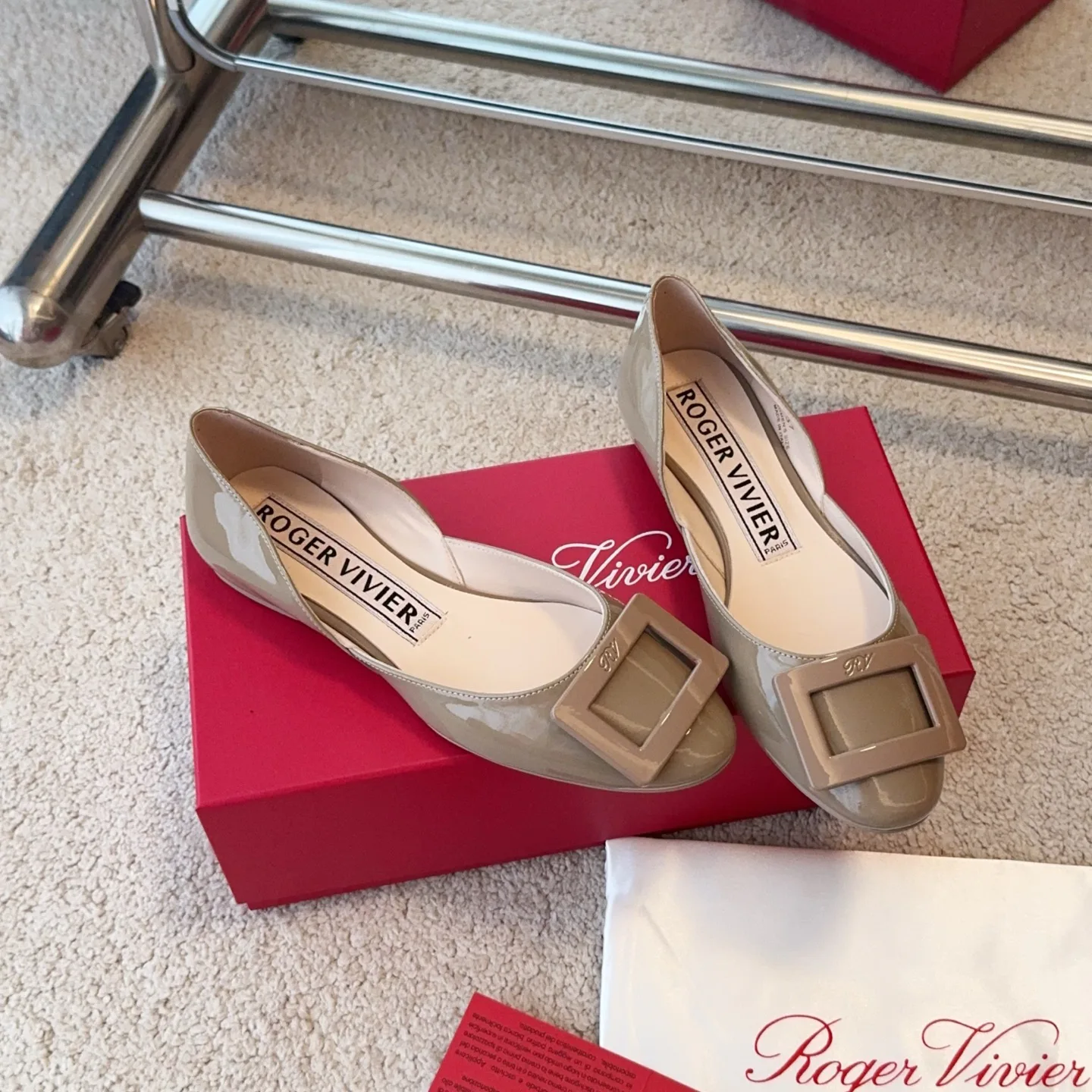 Women's Ballet Flats ROGER VIVIER 17550587
