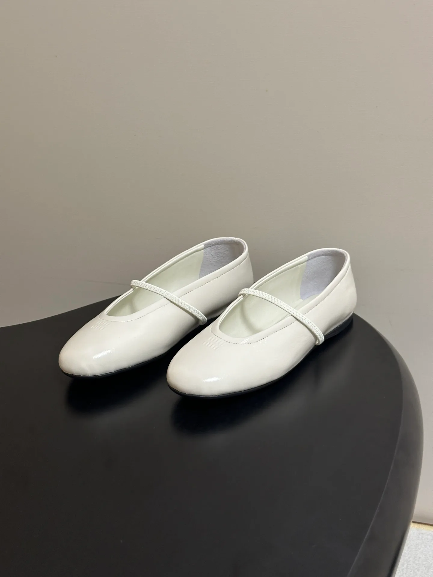 Women's Ballet Flats MIU MIU 17338399