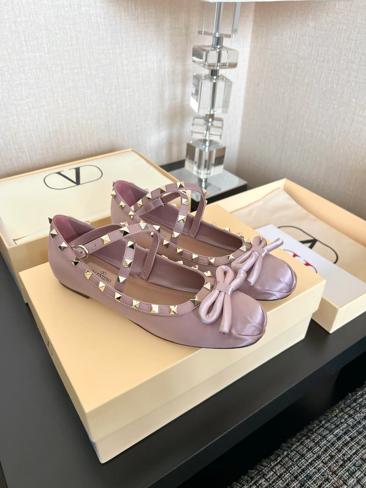 Women's Ballet Flats VALENTINO 17480172