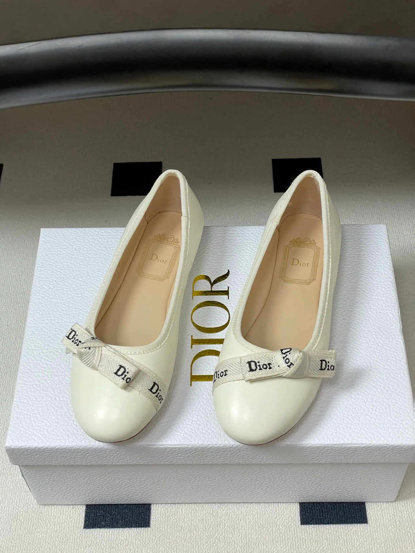 Women's Ballet Flats CHRISTIAN DIOR 18104600