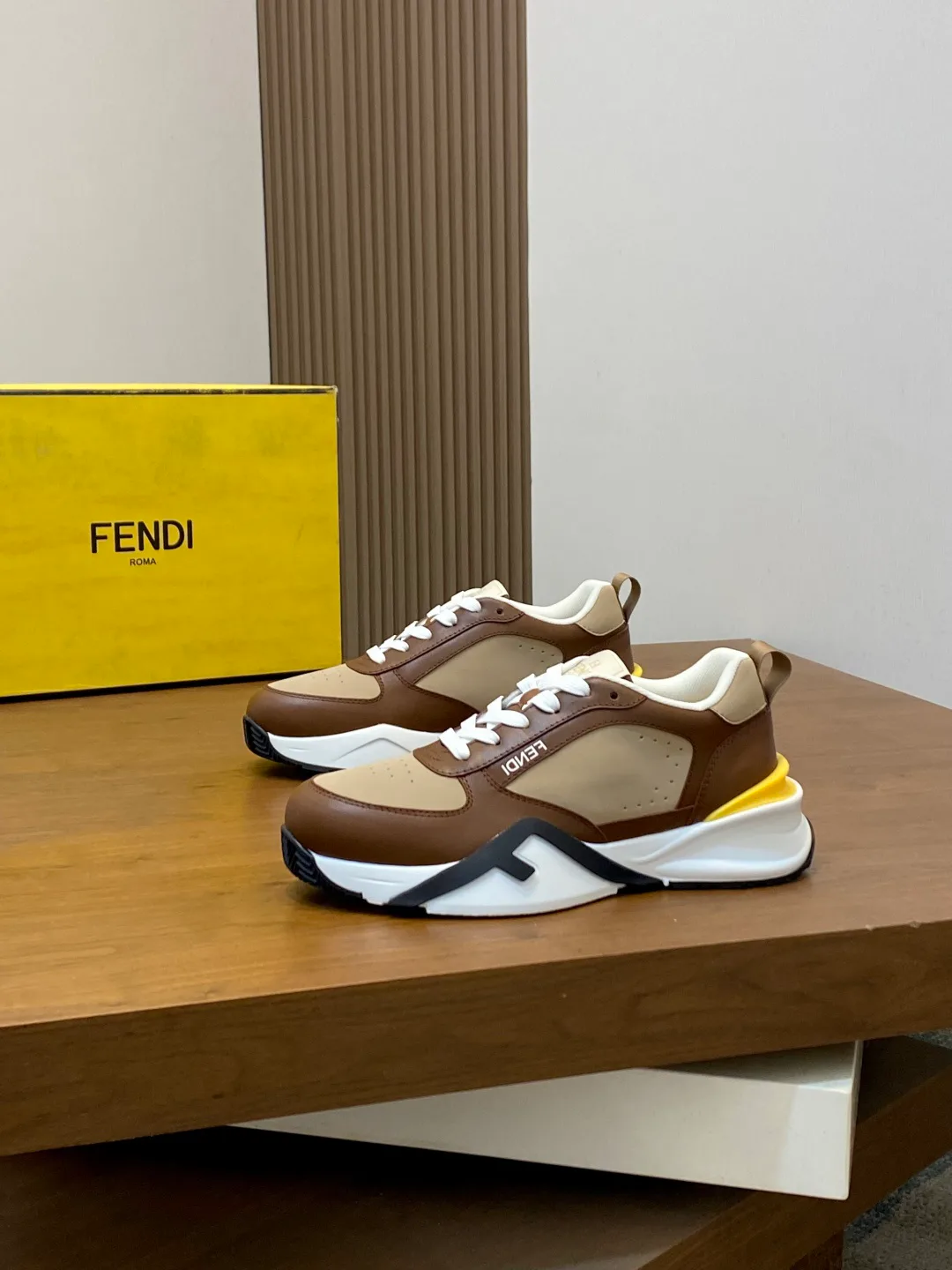 Men's Sneakers FENDI 18079019