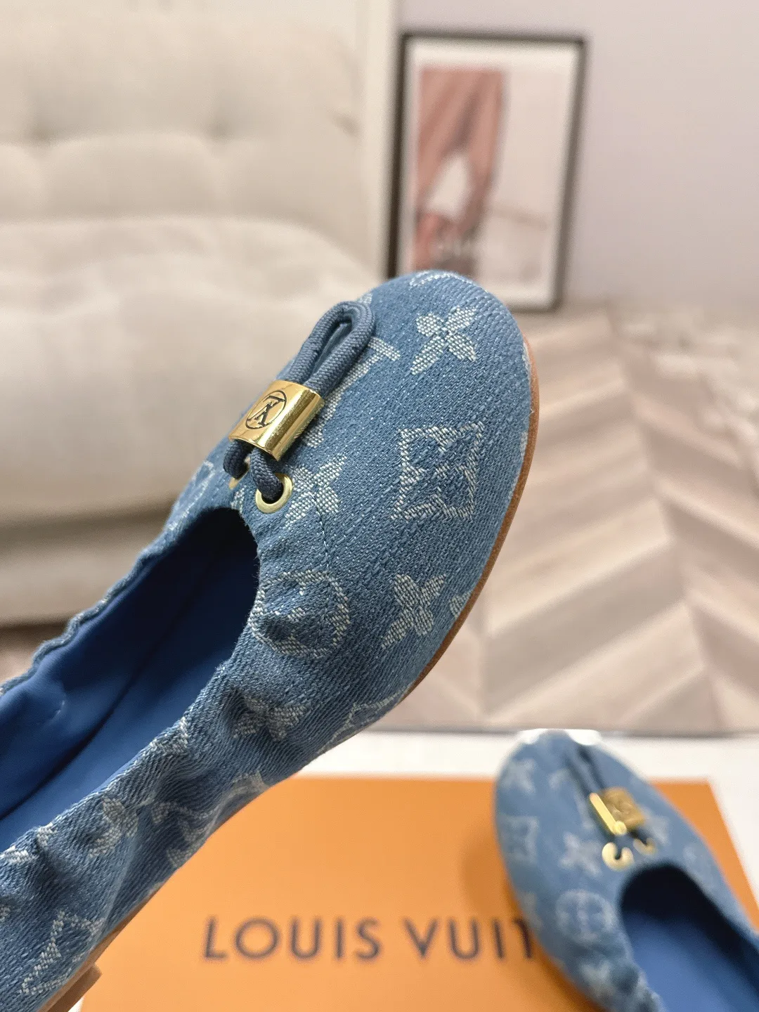 Women's Ballet Flats LOUIS VUITTON 17968723