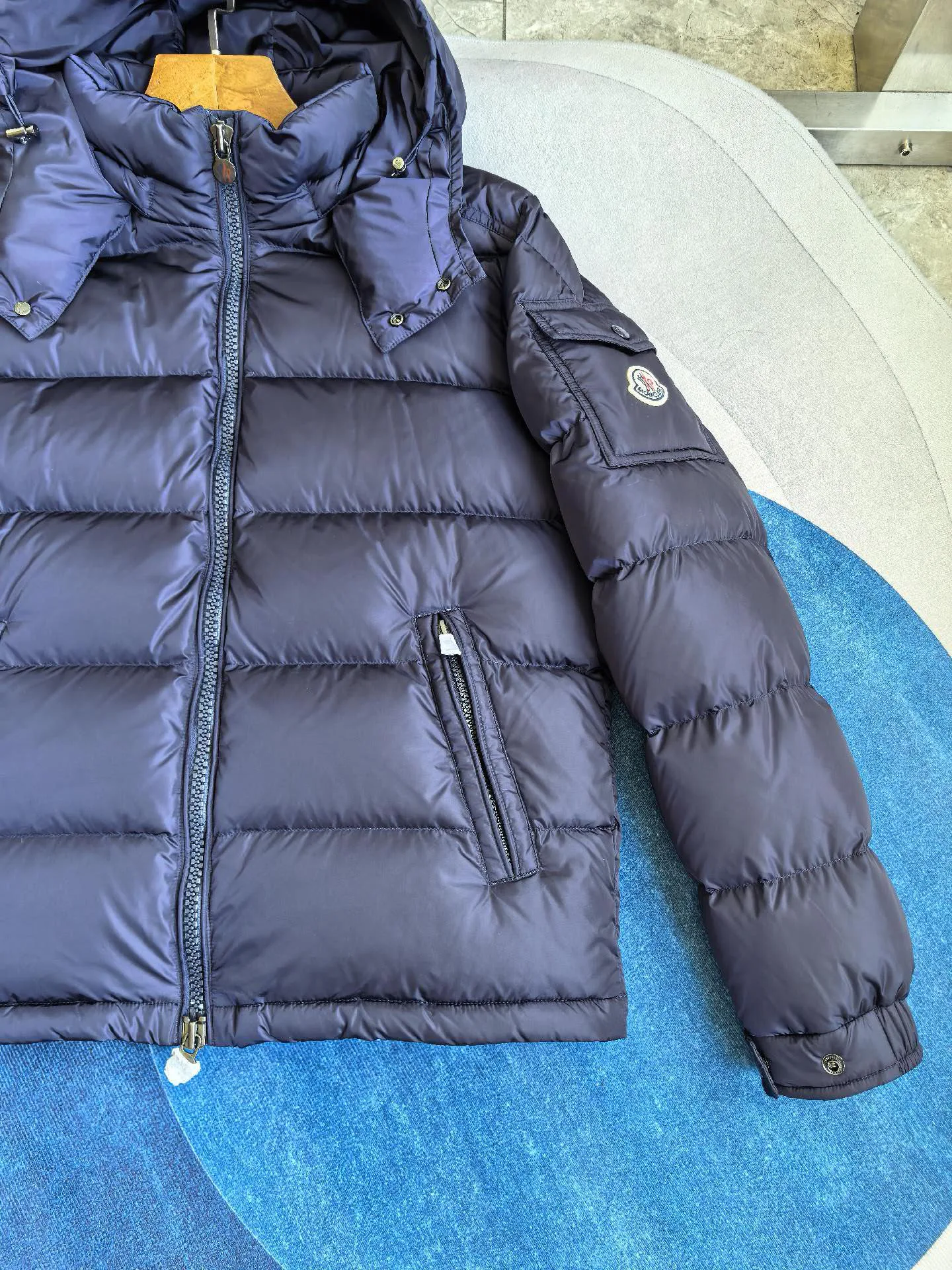 Men's Jackets And Down Jackets MONCLER 17864962