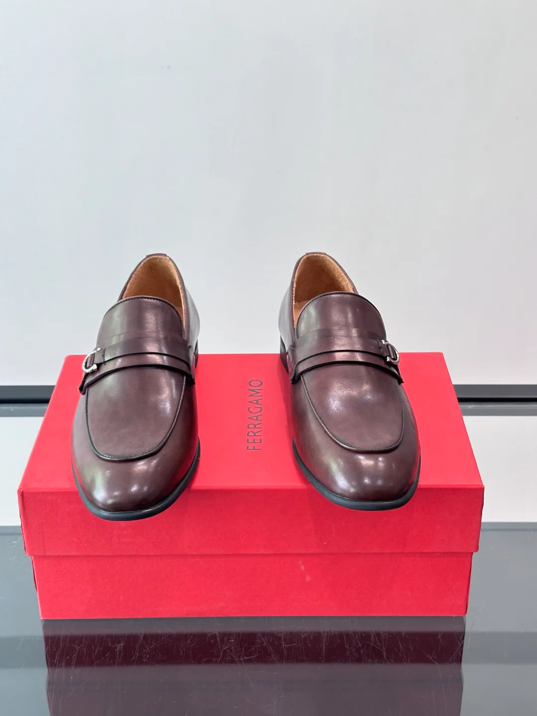 Men's Loafers And Dress Shoes SALVATORE FERRAGAMO 17982494