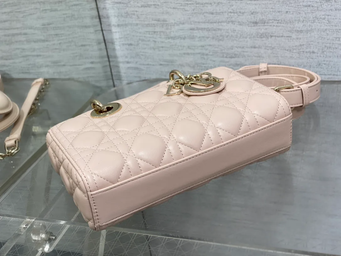 Women's Classic Handbags CHRISTIAN DIOR 17770405