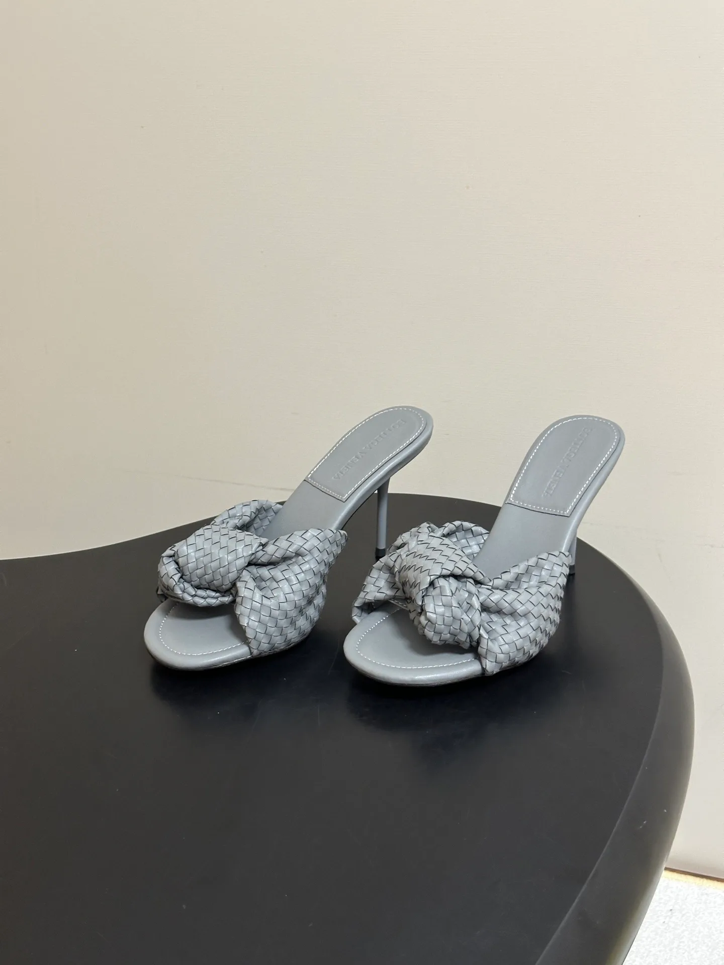 Women's Mules And Clogs BOTTEGA VENETA 17480735
