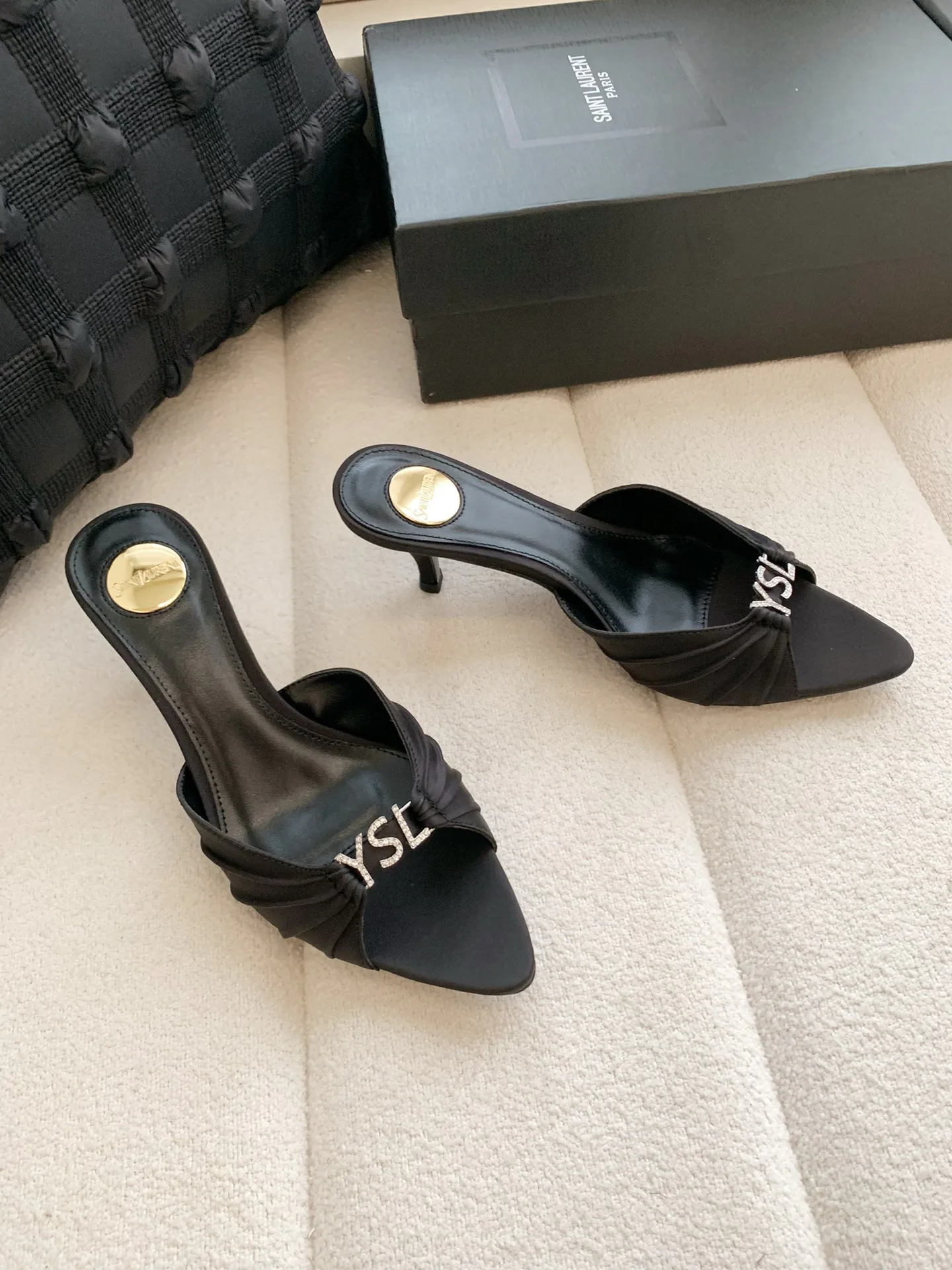 Women's Mules And Clogs SAINT LAURENT 17371762