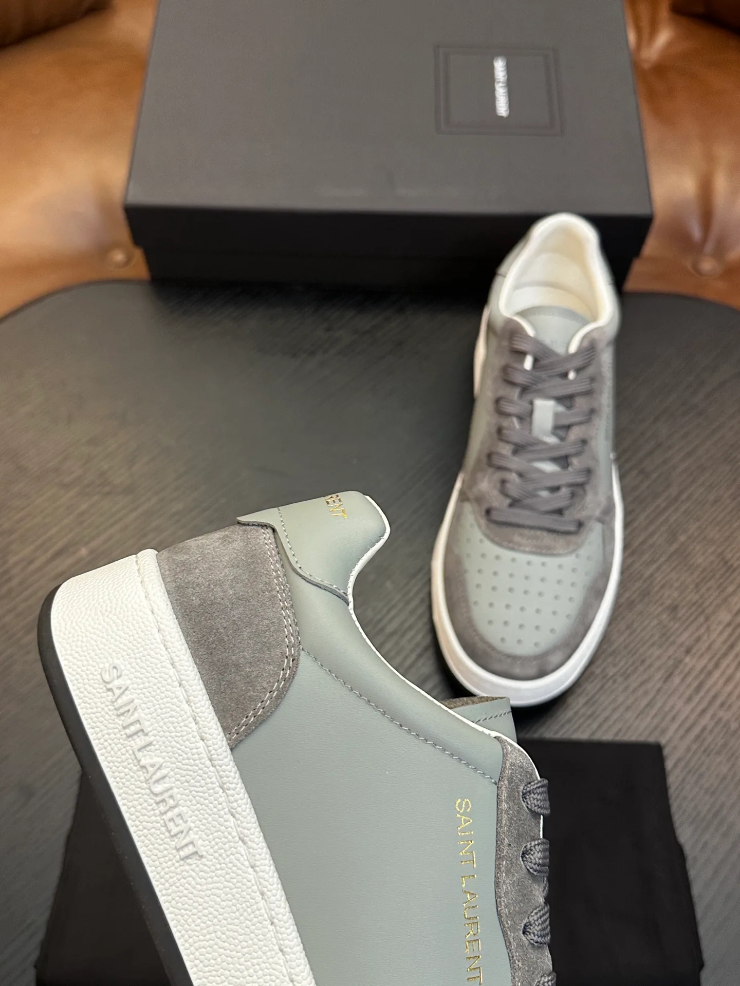 Women's Sneakers SAINT LAURENT 17733036