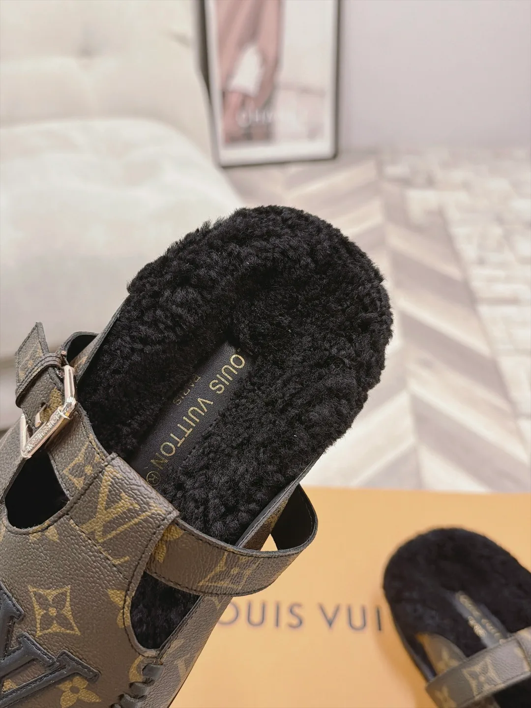 Women's Mules And Clogs LOUIS VUITTON 18366821
