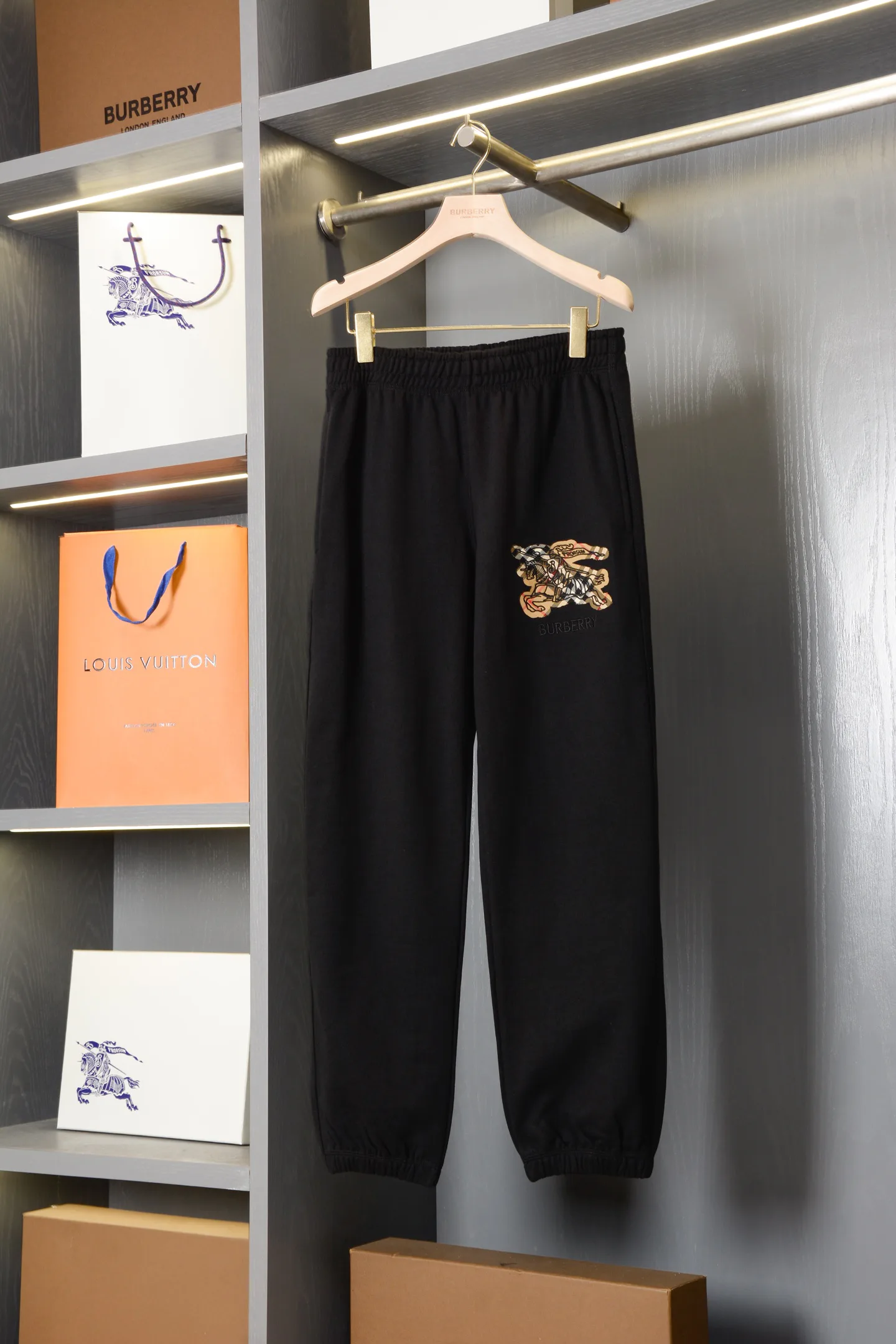 Men's Trousers BURBERRY 18141465