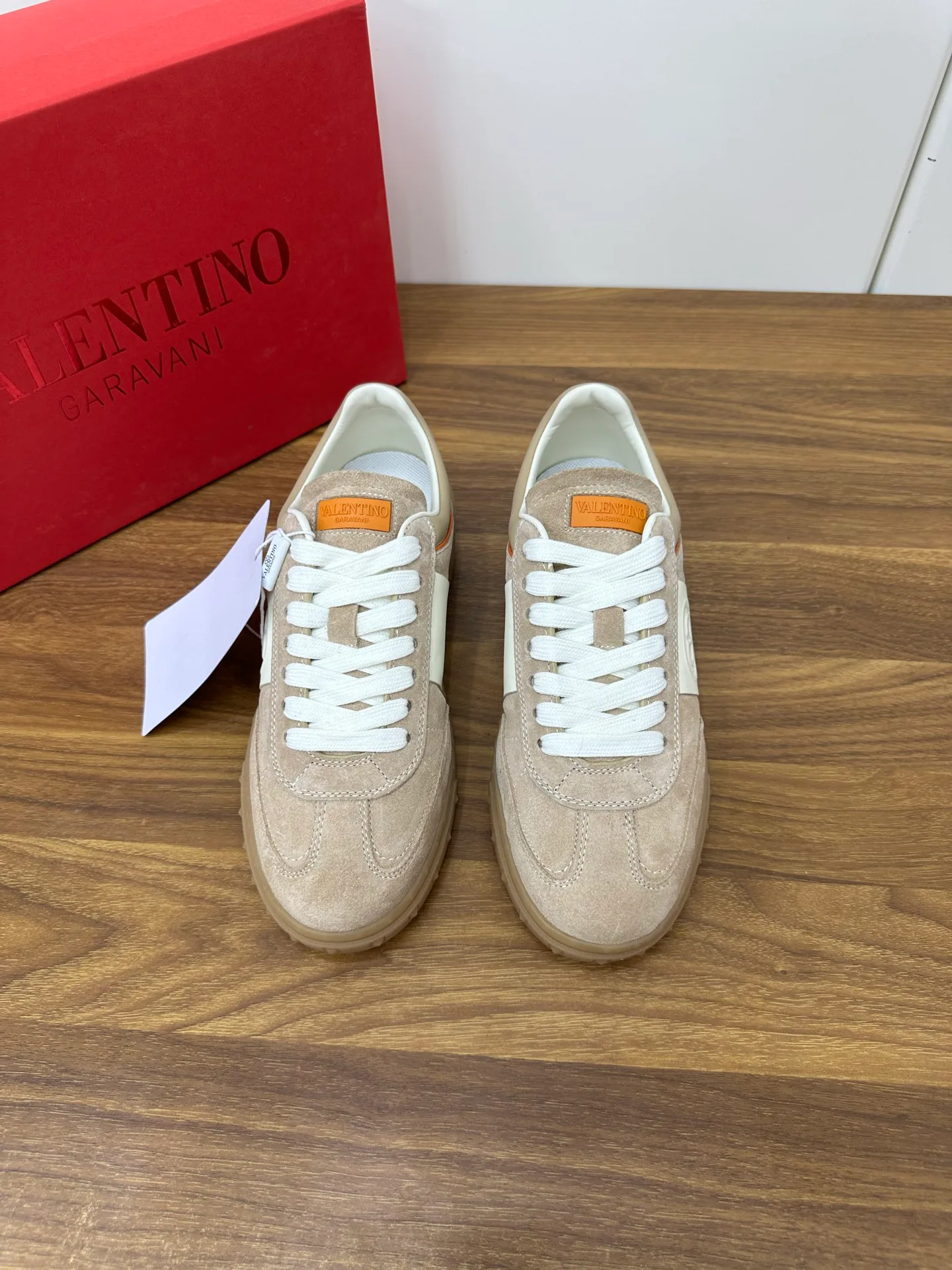 Men's Sneakers VALENTINO 18103487
