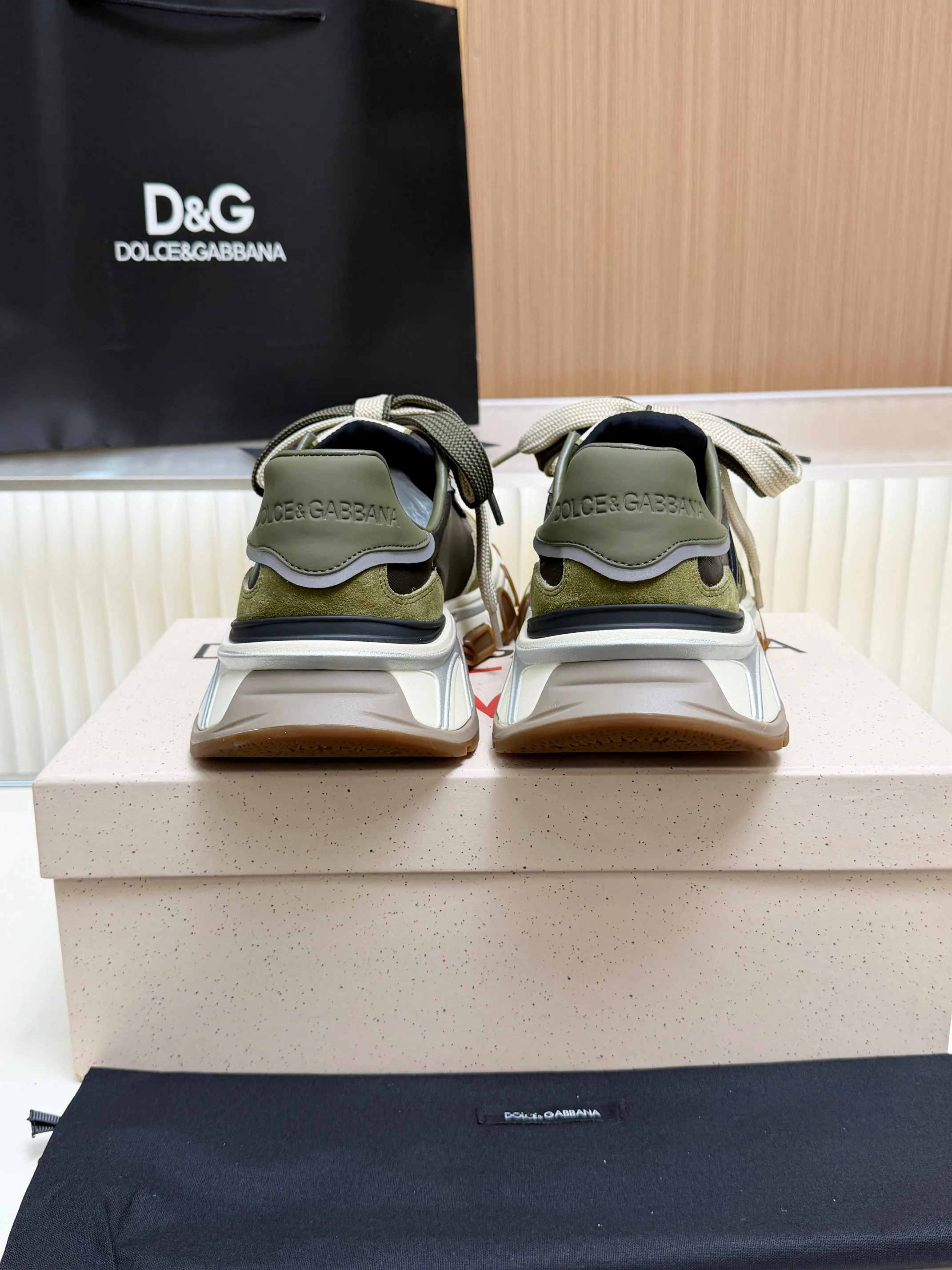 Men's Sneakers DOLCE & GABBANA 17725151