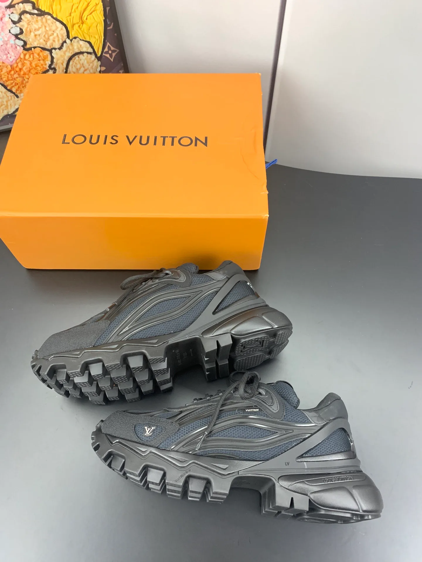Men's Sneakers LOUIS VUITTON 17545289
