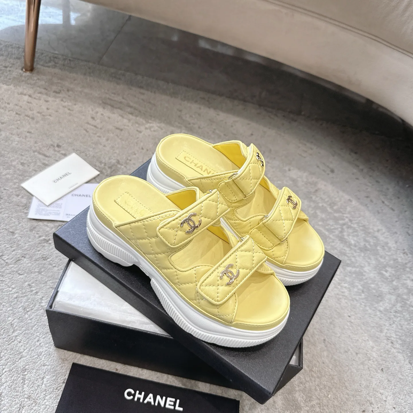 Women's Open-Toe Sandals CHANEL 17572311