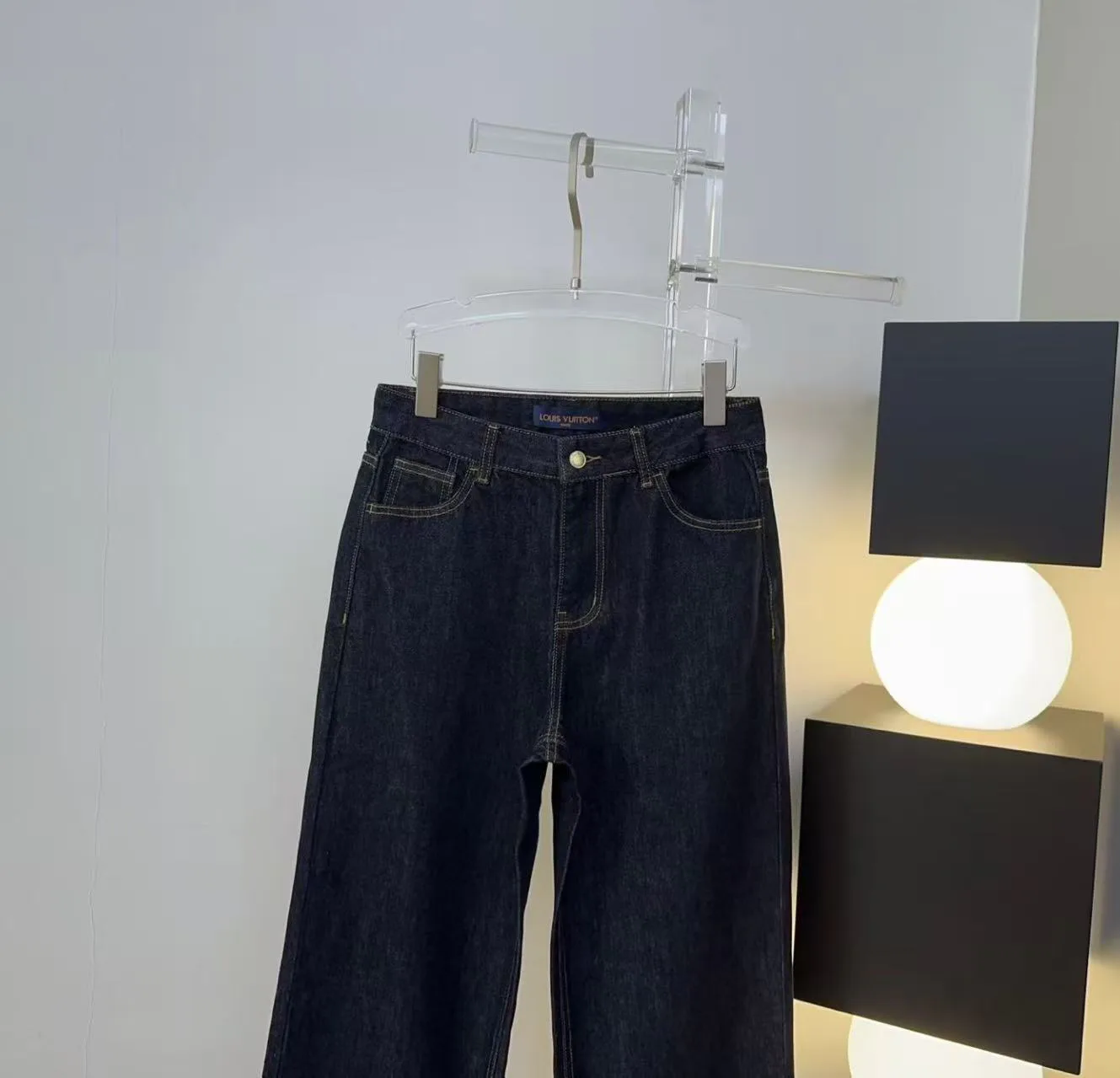 Women's Jeans LOUIS VUITTON 18321844