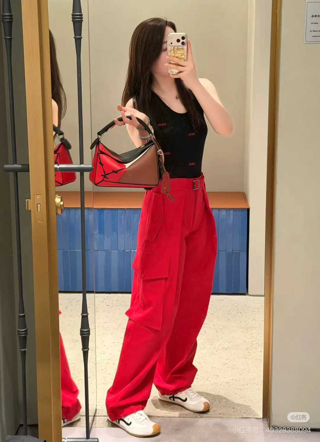 Women's Trousers LOEWE 18027311
