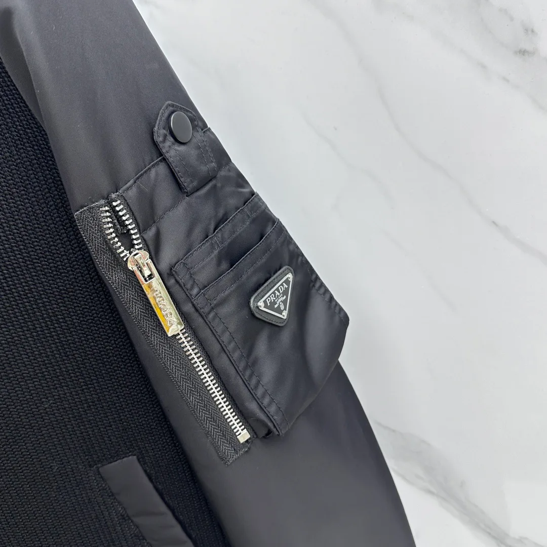 Куртки И Пуховики Мужские Prada 18596981