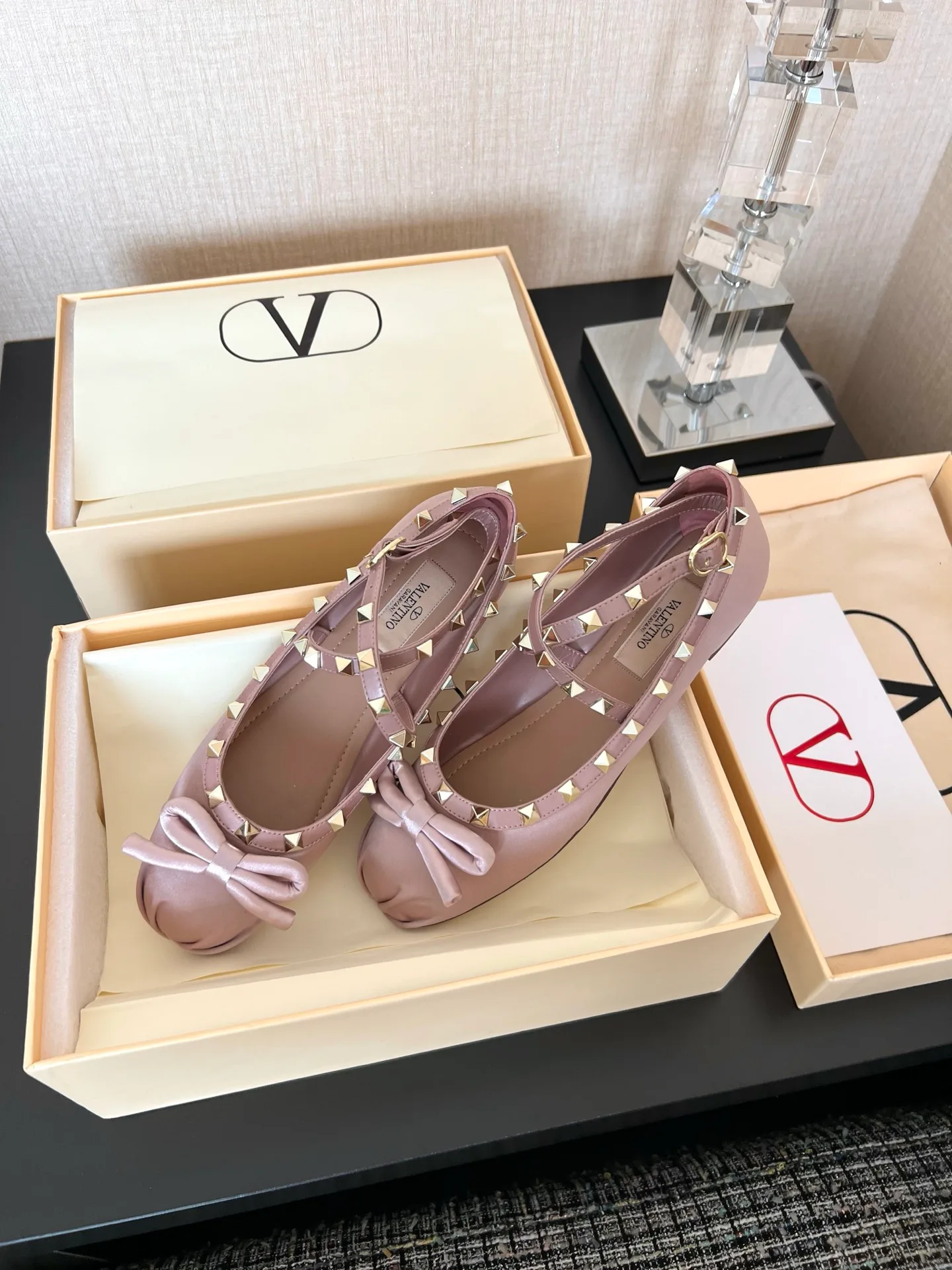 Women's Ballet Flats VALENTINO 17480172