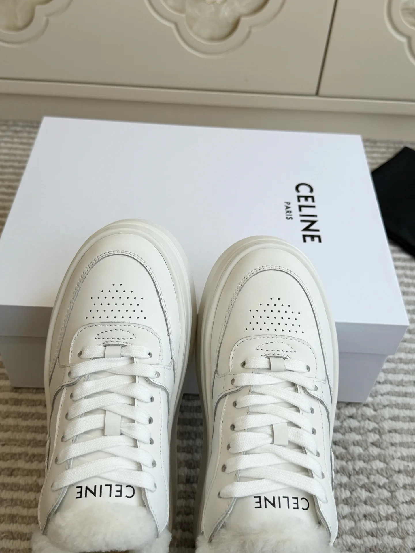 Women's Sneakers CELINE 18511658