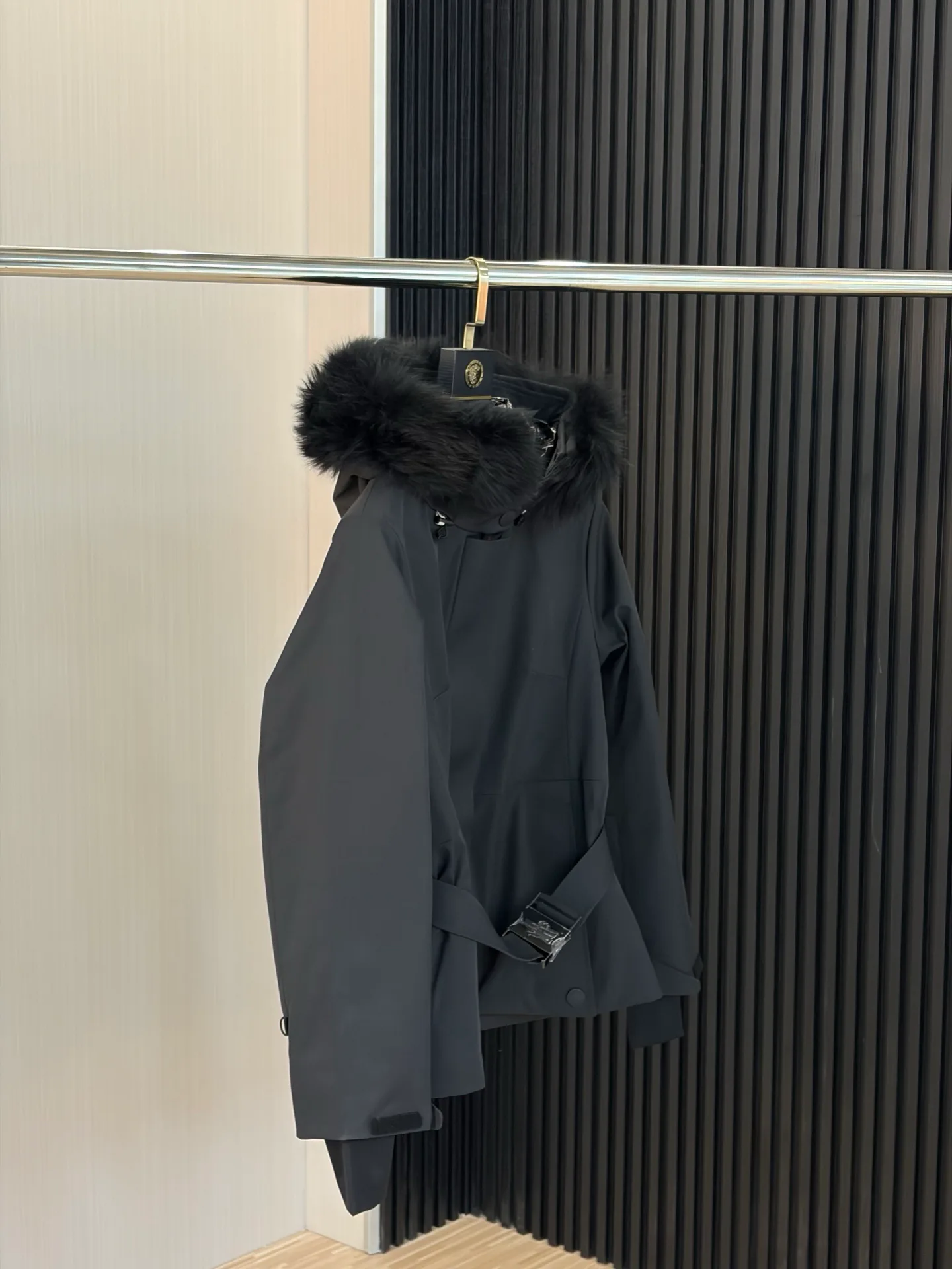 Women's Jackets And Down Jackets MONCLER 18188679