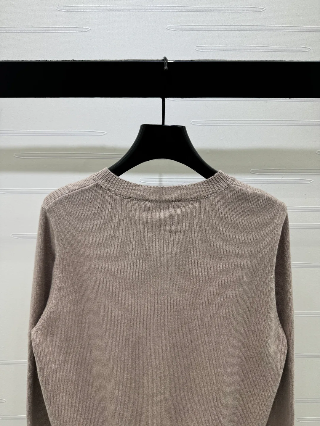 Women's Jumpers And Sweaters AMI PARIS 18333018