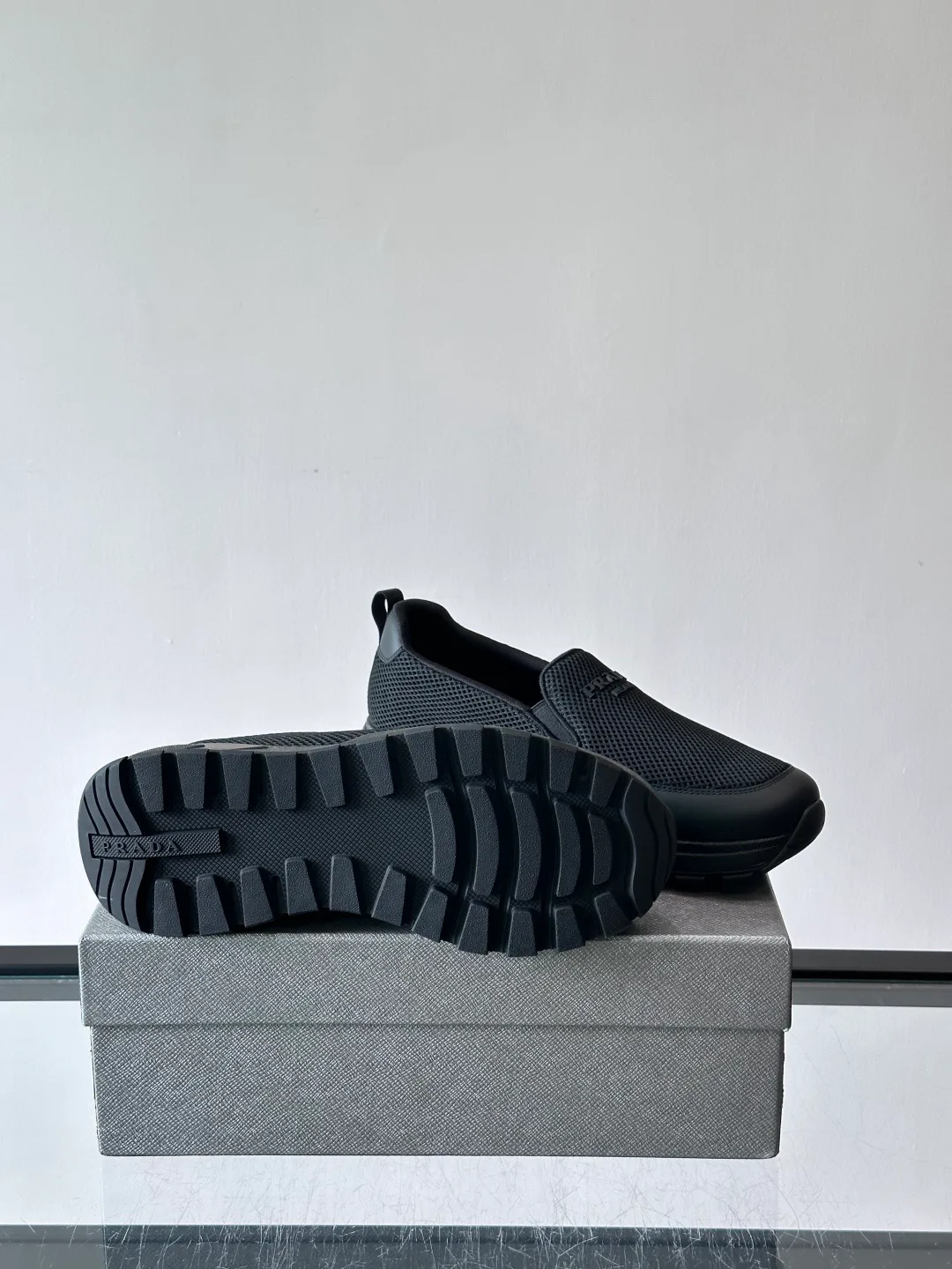 Men's Sneakers PRADA 17349527