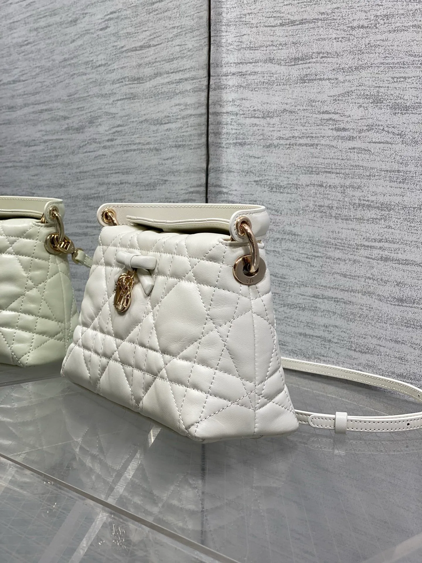 Women's Classic Handbags CHRISTIAN DIOR 18341380