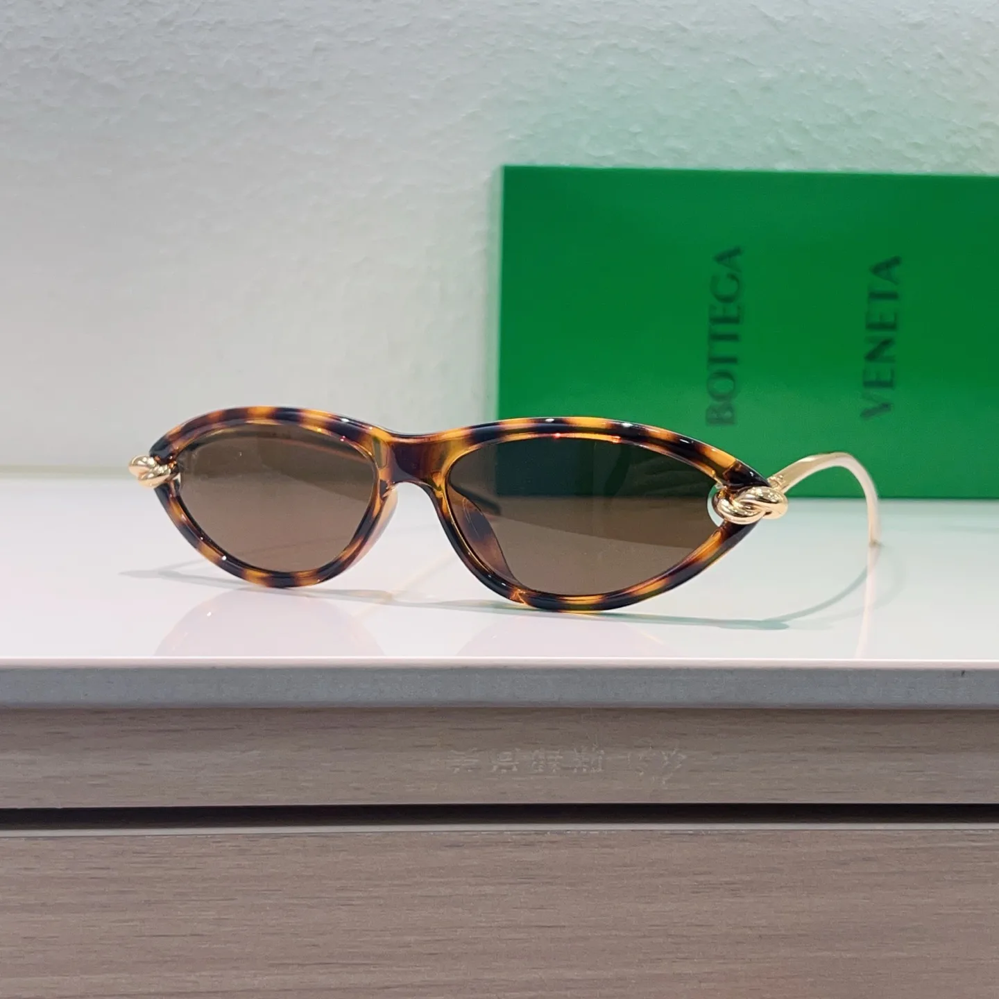 Glasses BOTTEGA VENETA 16872391
