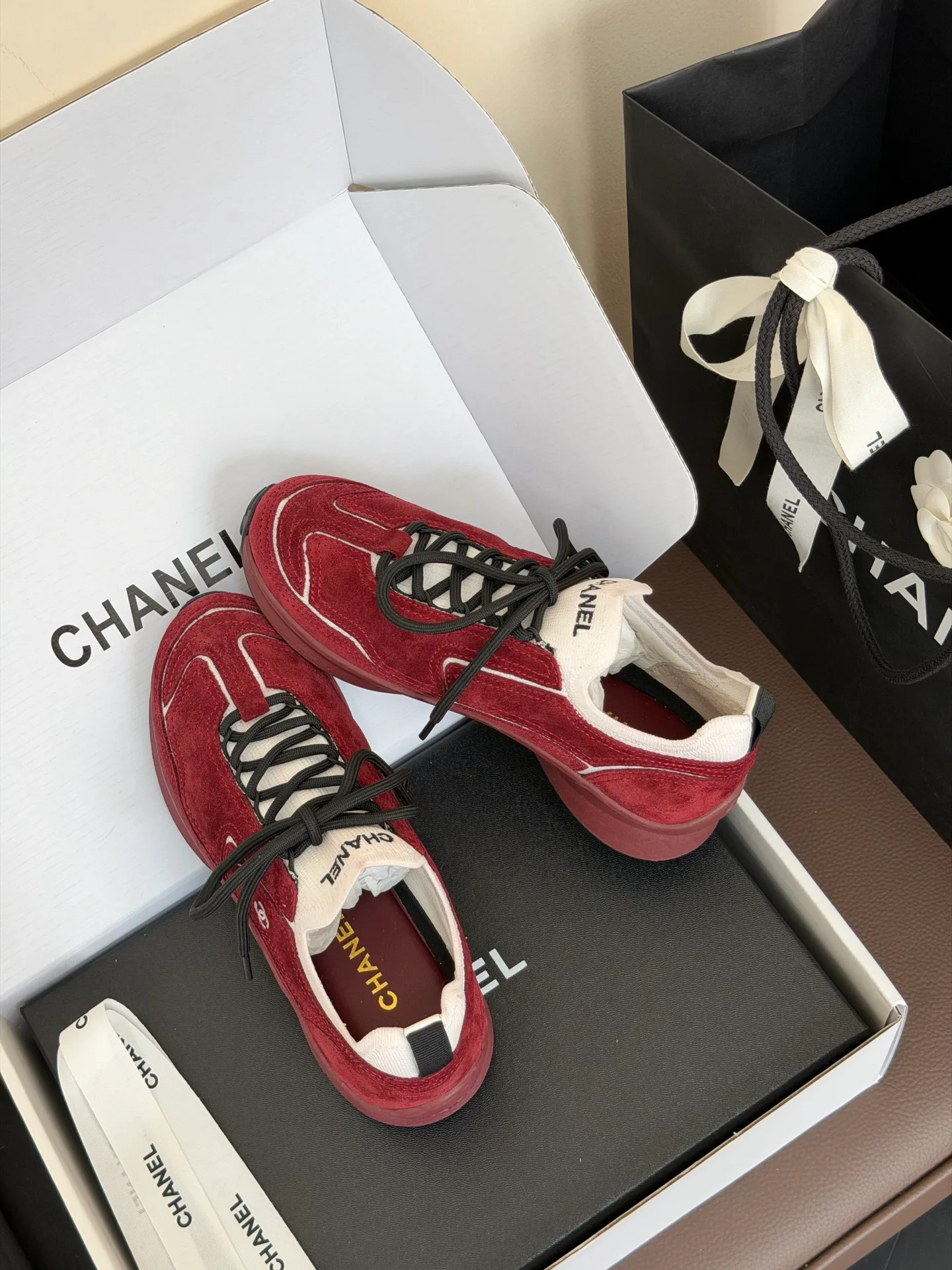 Women's Sneakers CHANEL 18073586