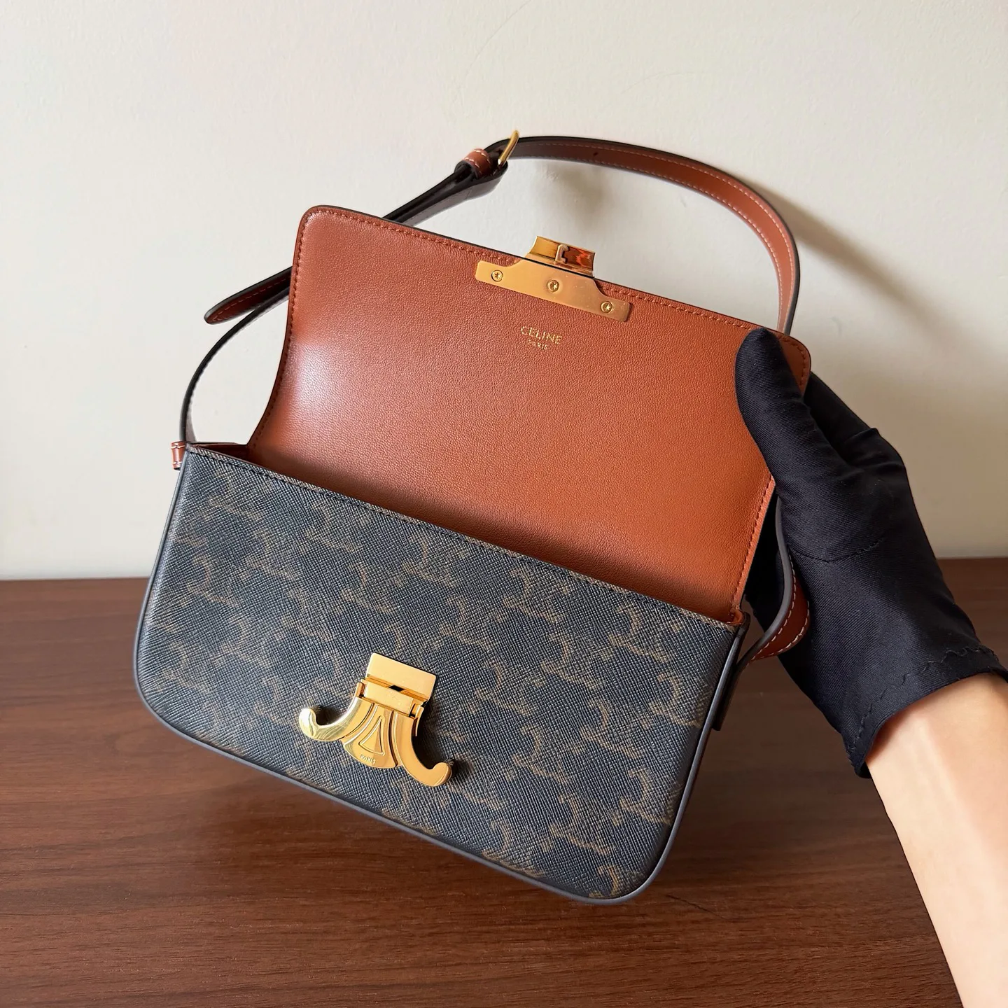 Women's Classic Handbags CELINE 17925868