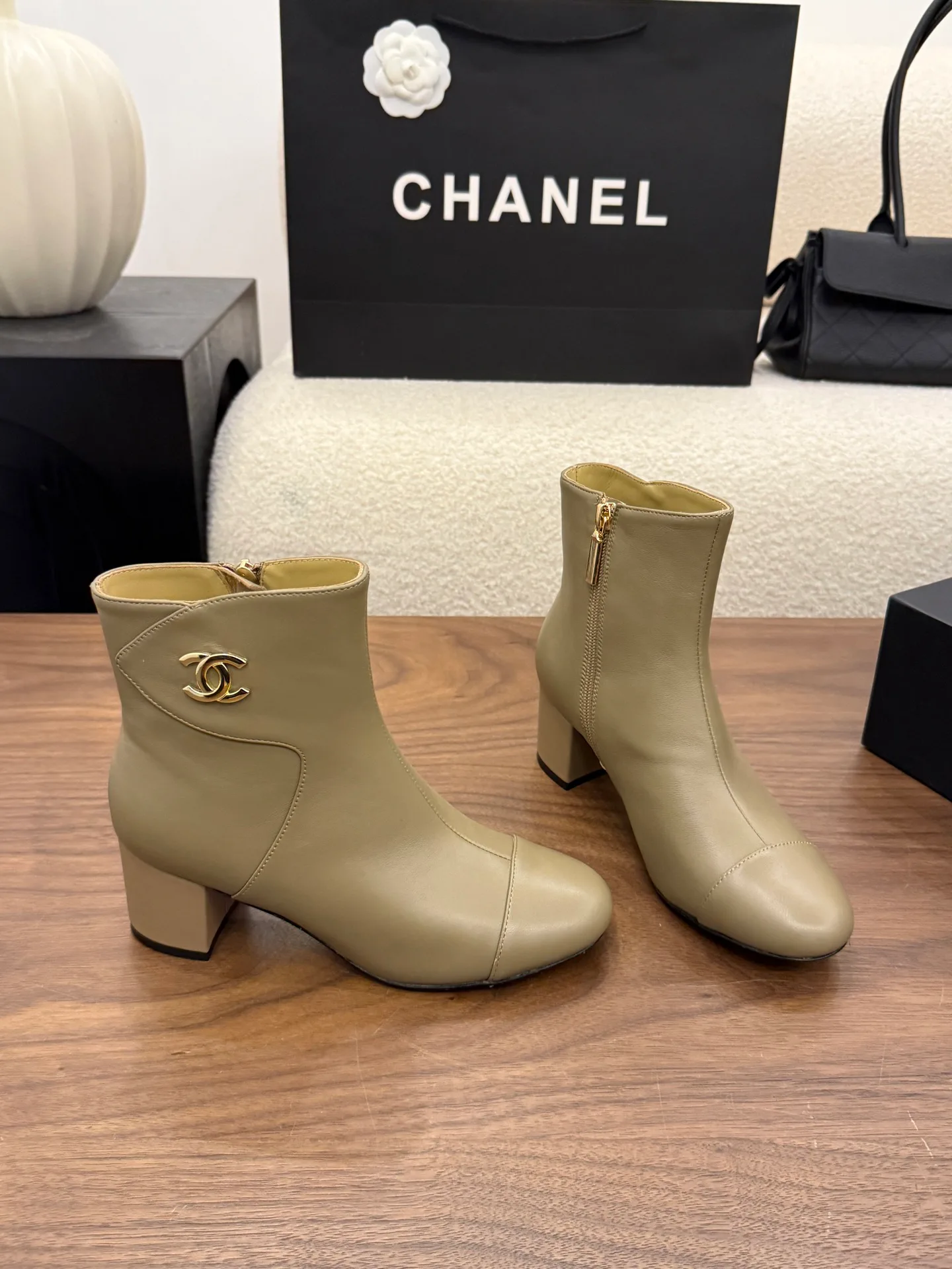 Women's Booties CHANEL 18323358