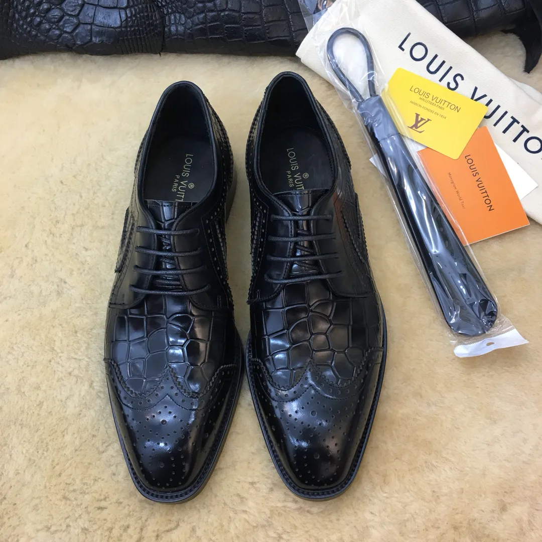 Men's Loafers And Dress Shoes LOUIS VUITTON 17955346