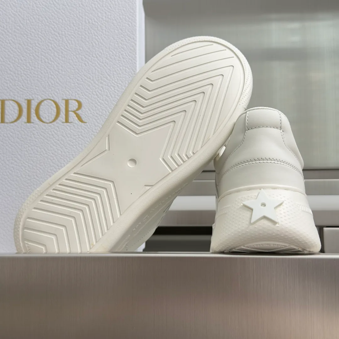 Women's Sneakers CHRISTIAN DIOR 17772000