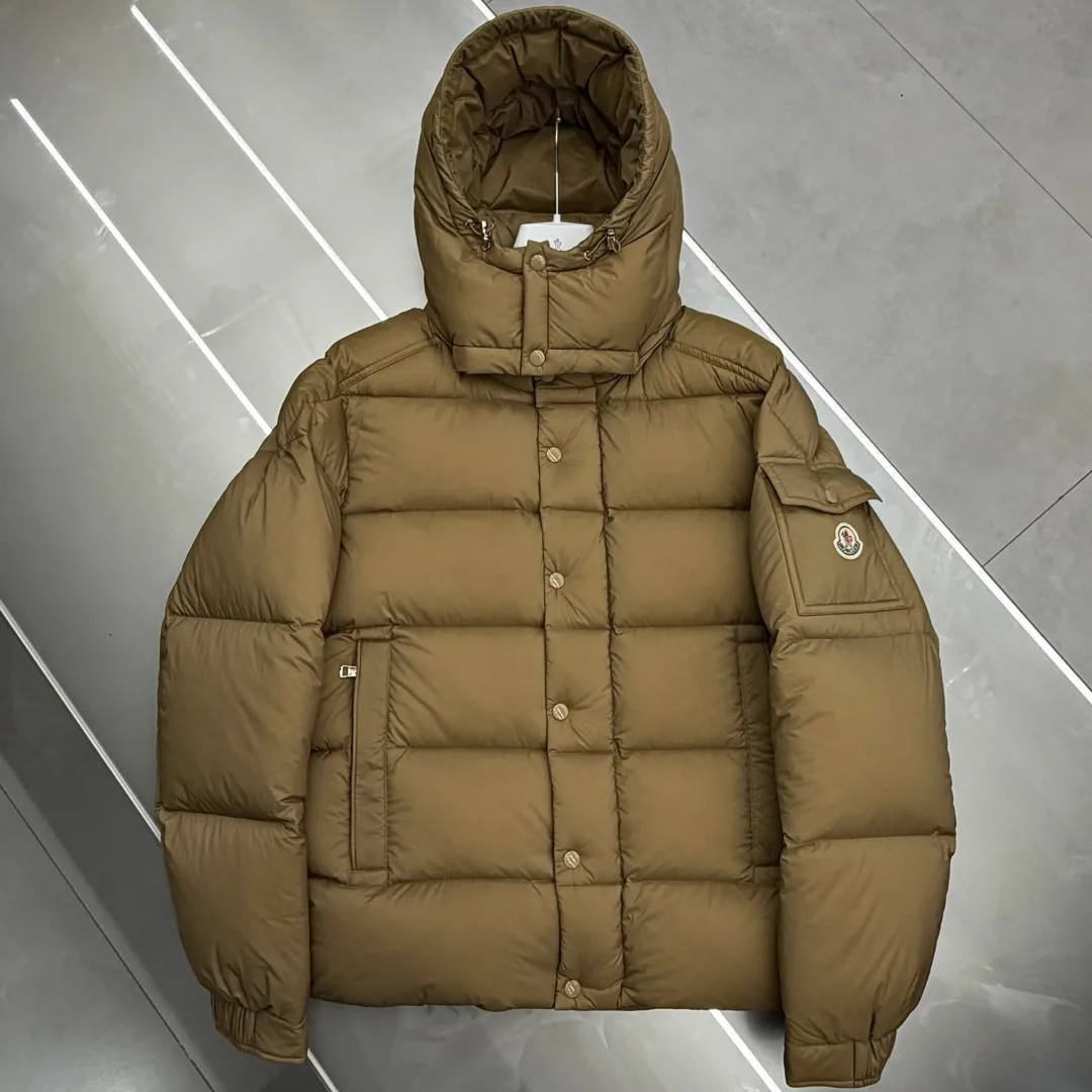 Men's Jackets And Down Jackets MONCLER 17391857
