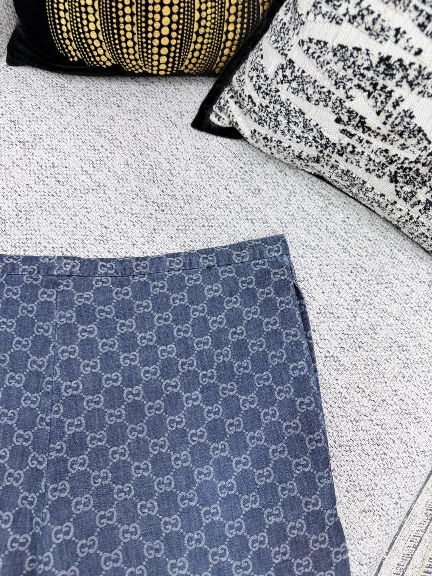 Men's Trousers GUCCI 18073975