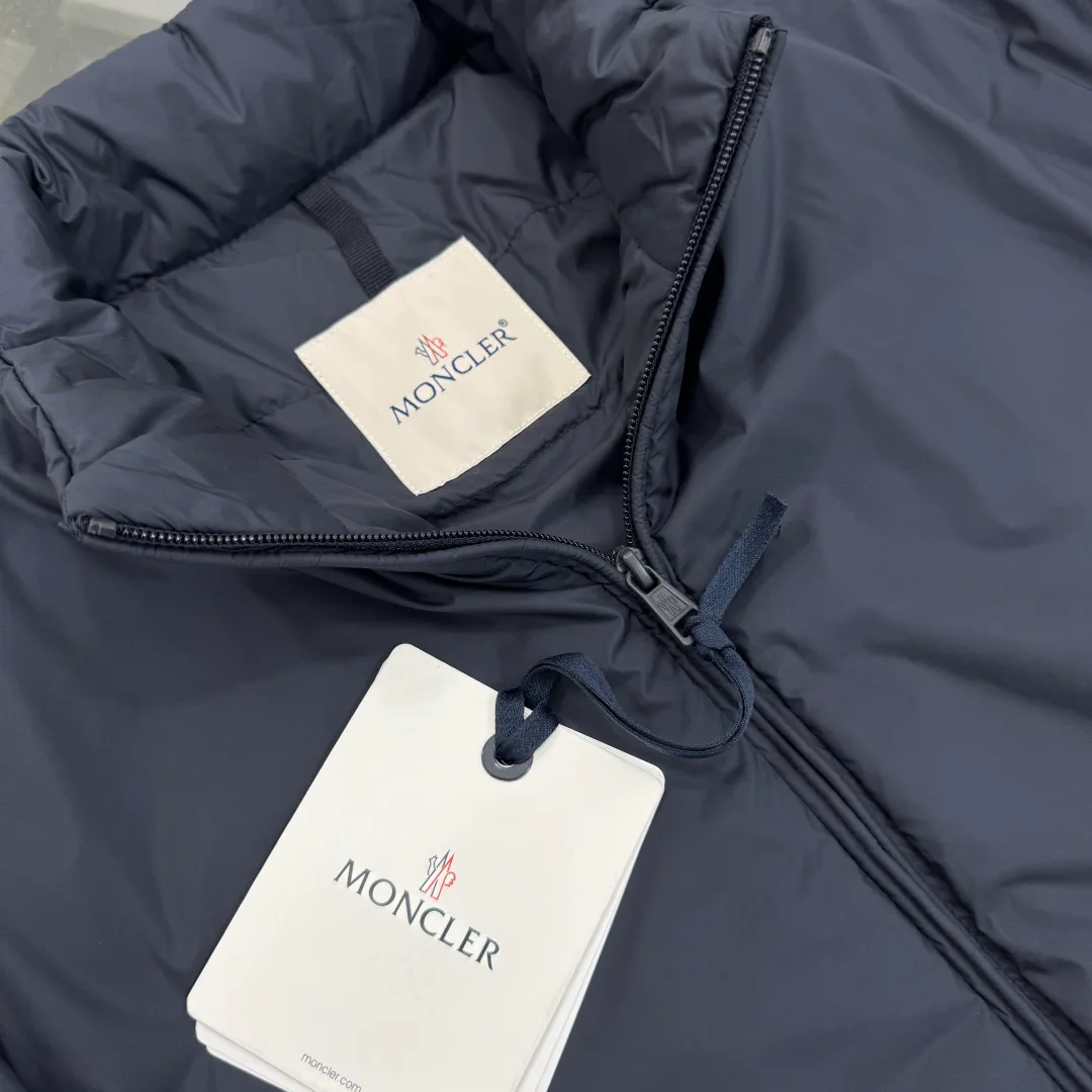 Men's Jackets And Down Jackets MONCLER 18001951