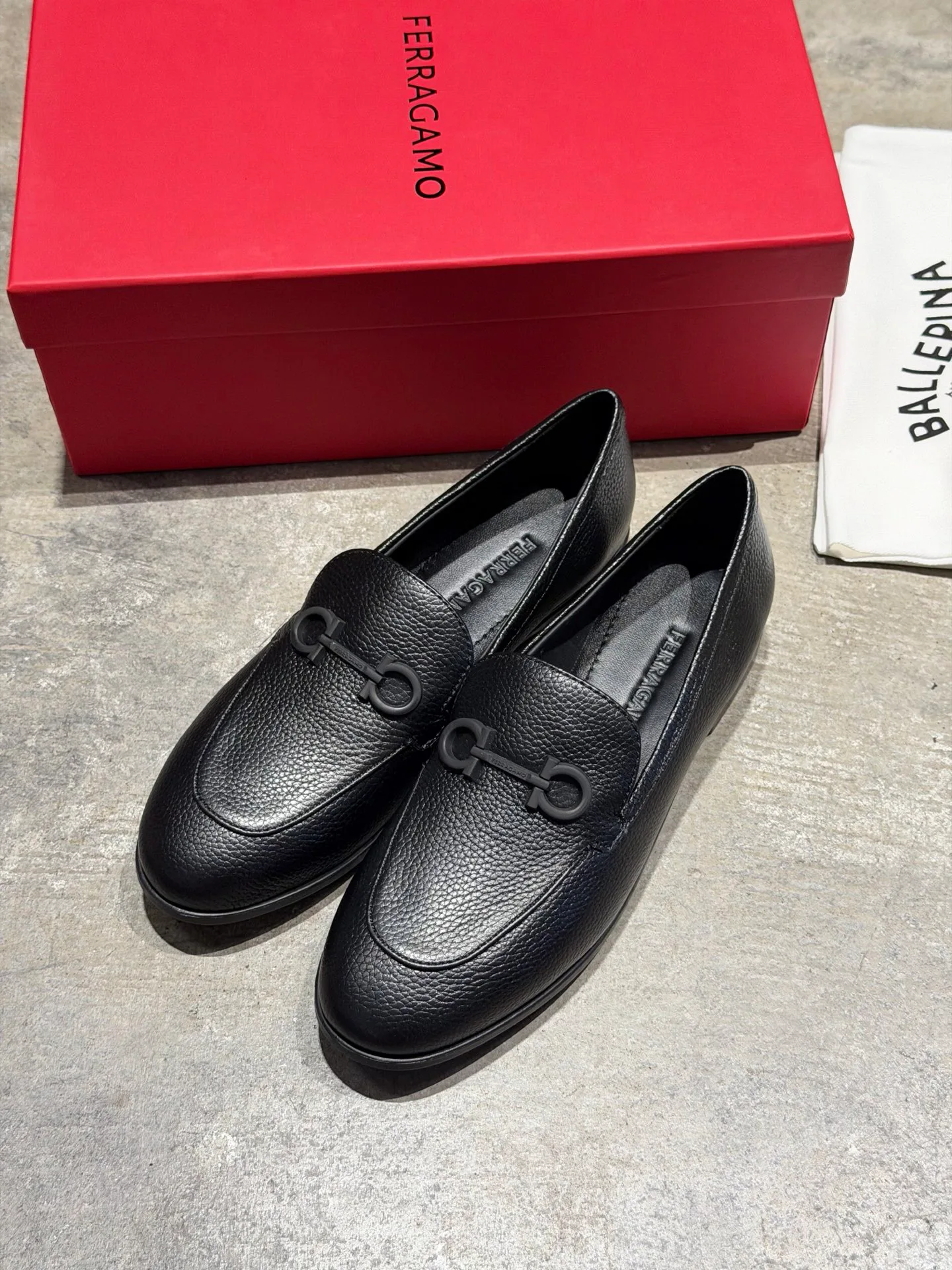 Women's Loafers And Moccasins SALVATORE FERRAGAMO 17642563