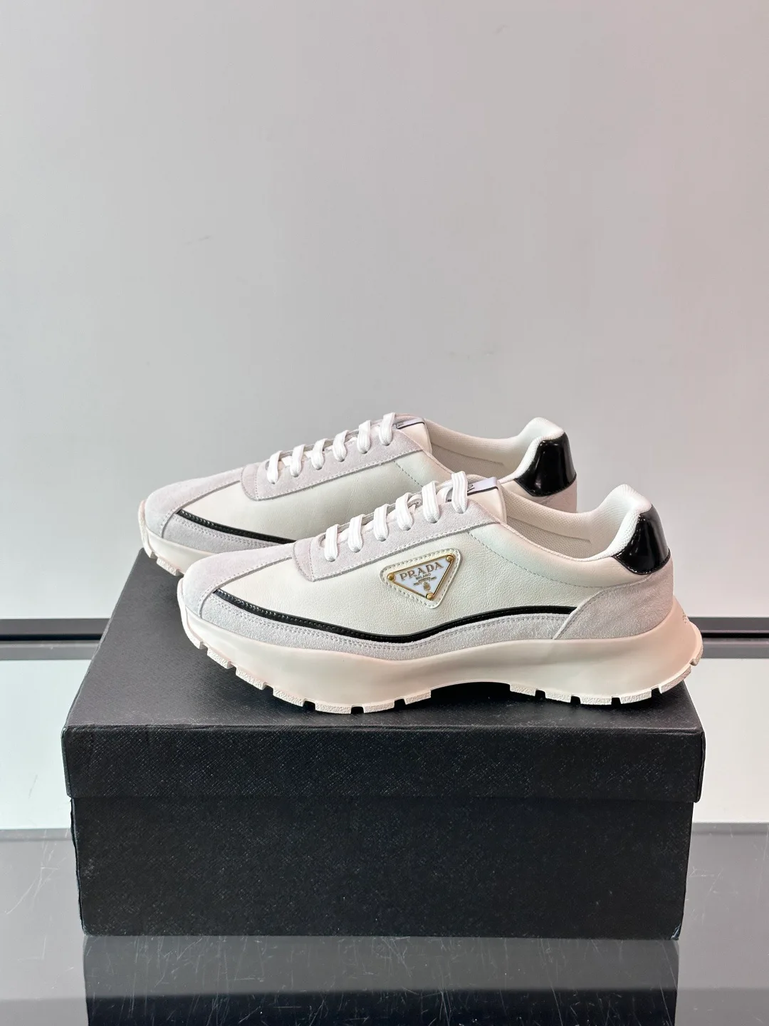 Men's Sneakers PRADA 18500608