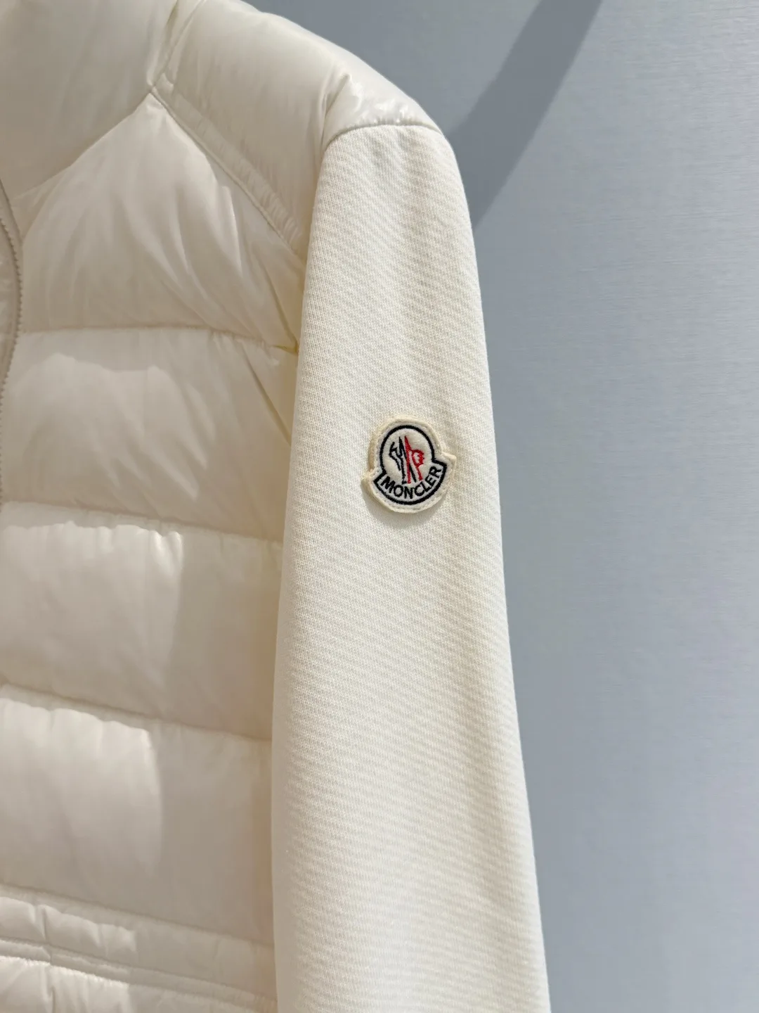 Women's Jackets And Down Jackets MONCLER 17867520