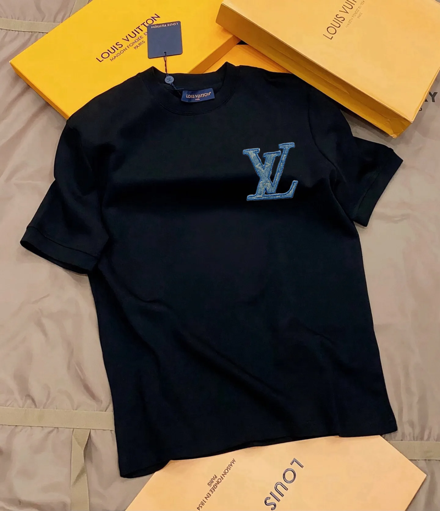 Men's T-Shirts LOUIS VUITTON 17973693