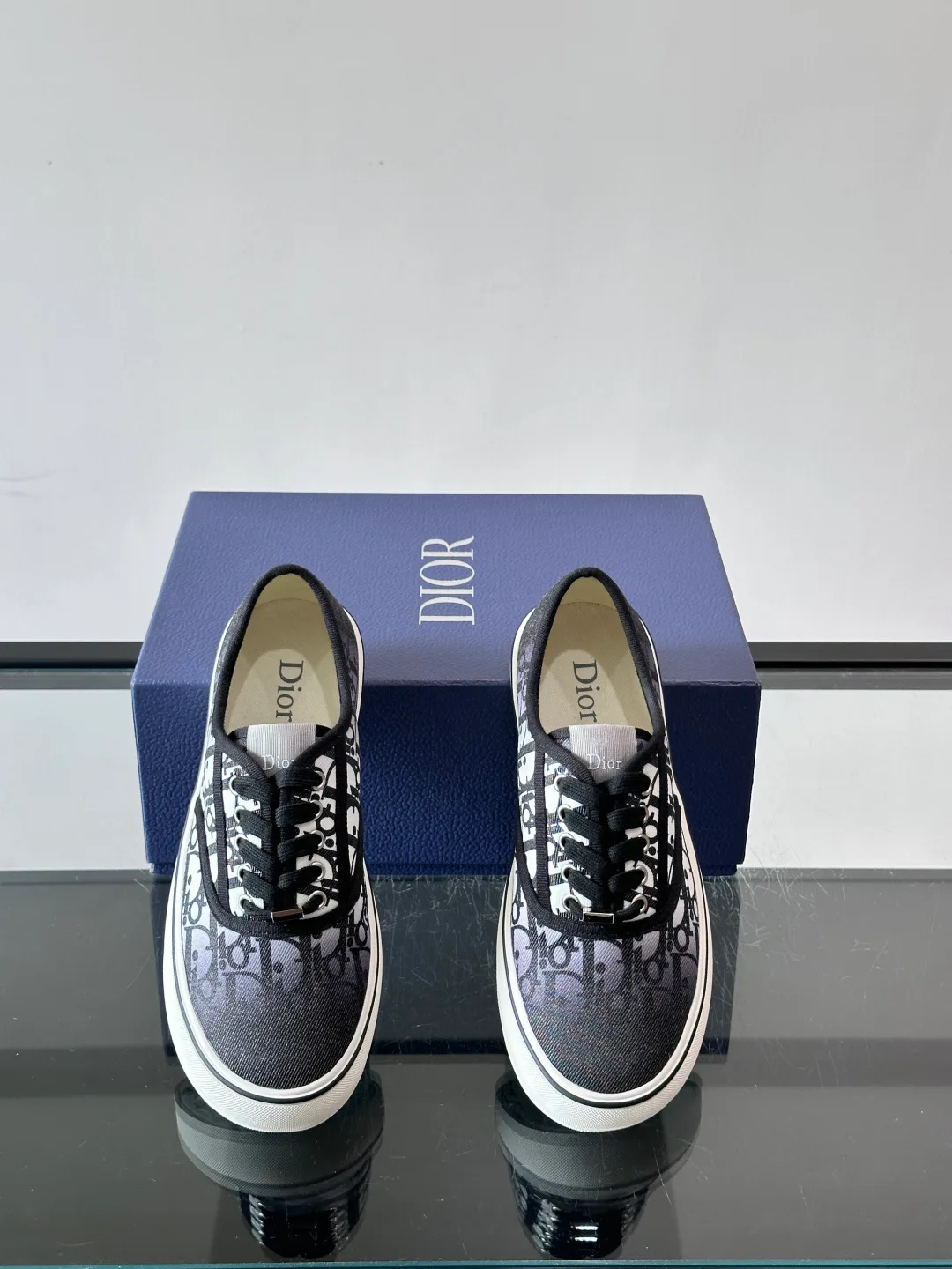 Women's Sneakers CHRISTIAN DIOR 17649813