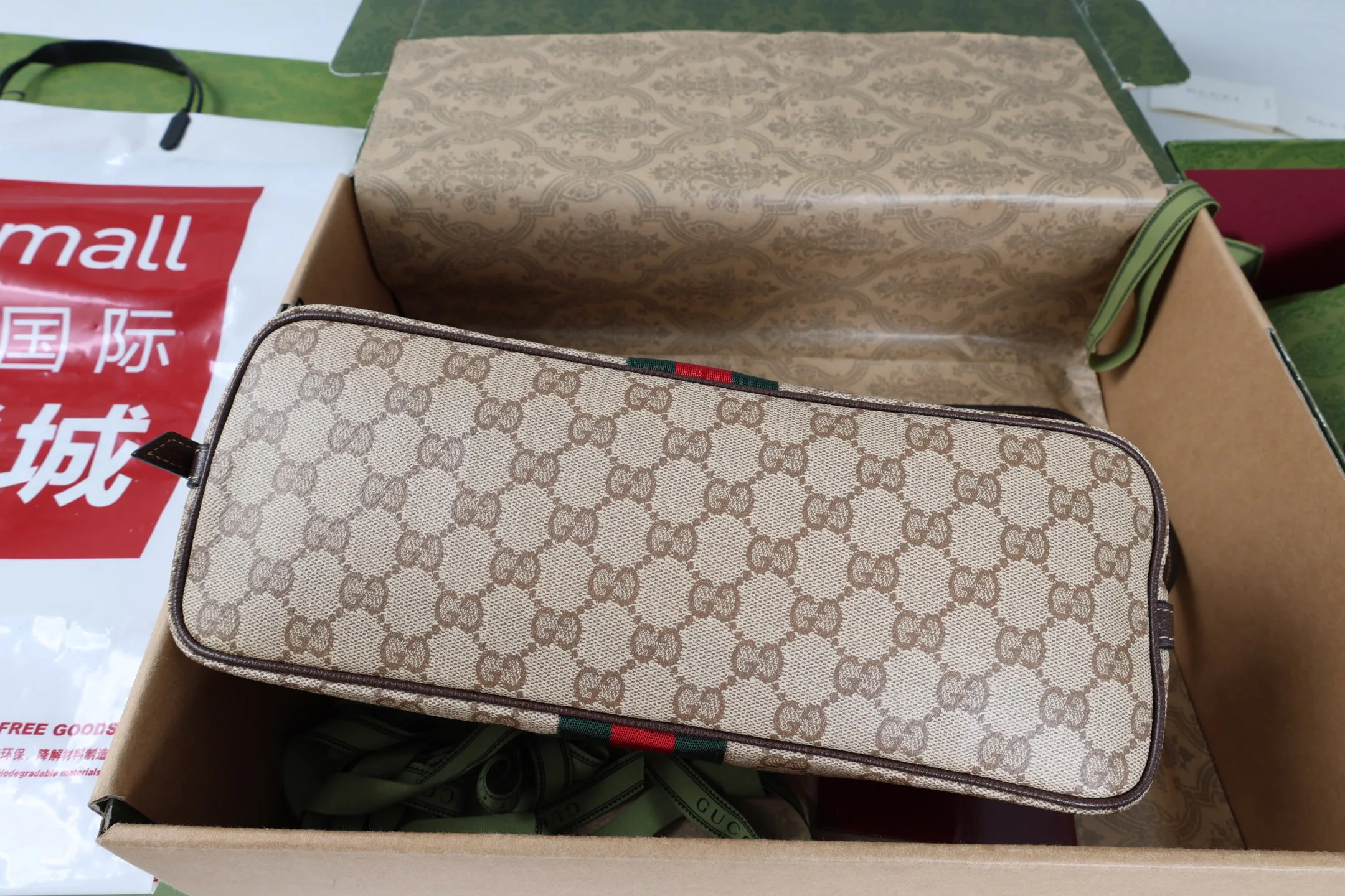 Women's Classic Handbags GUCCI 18065244