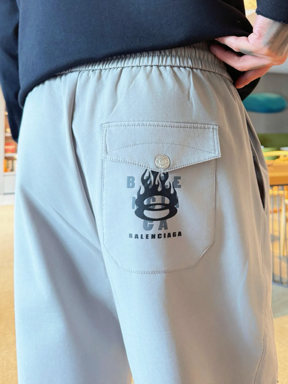 Men's Trousers BALENCIAGA 18345785