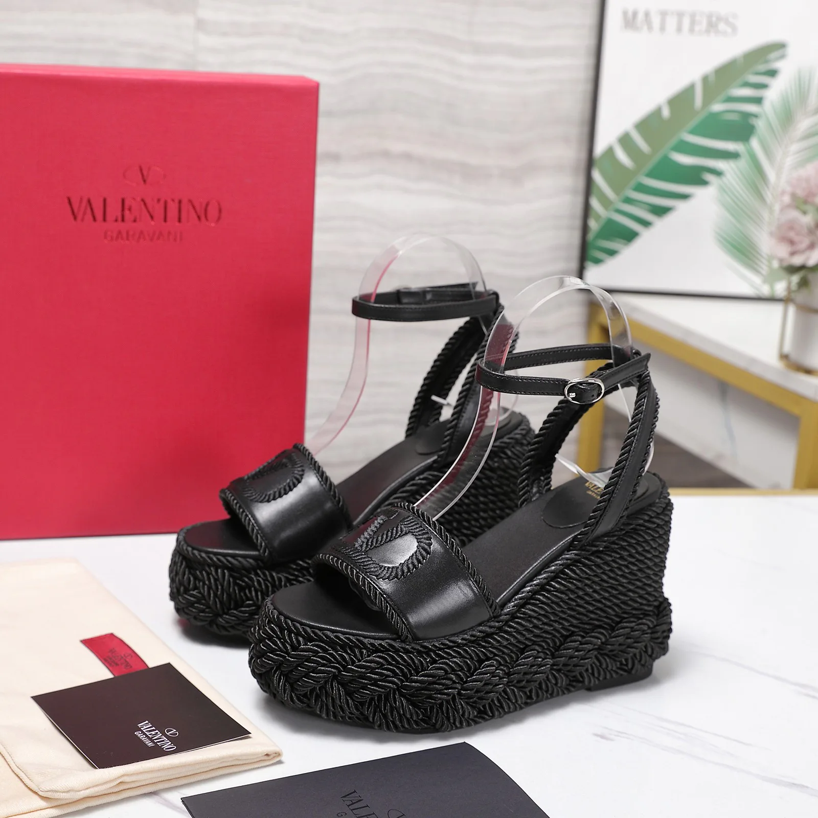 Women's Open-Toe Sandals VALENTINO 17371719