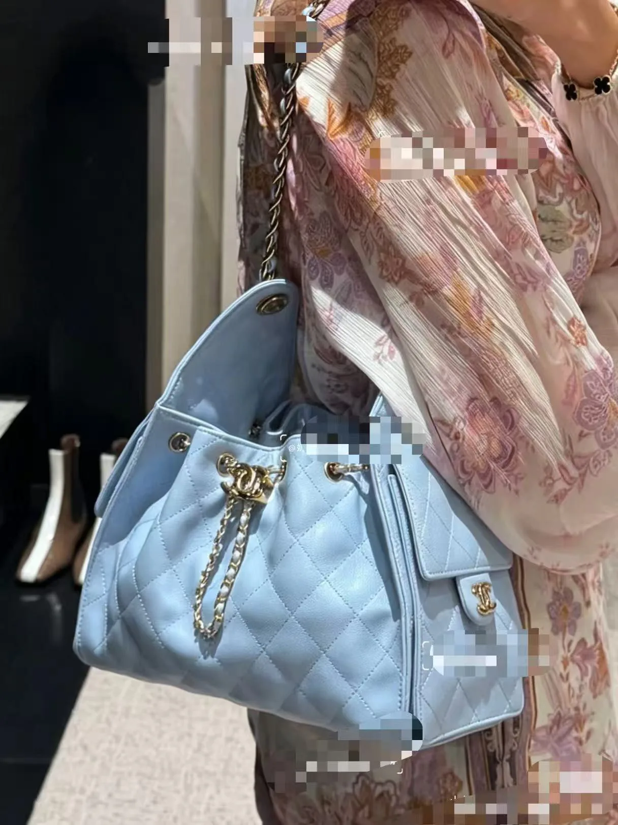Women's Classic Handbags CHANEL 17302672