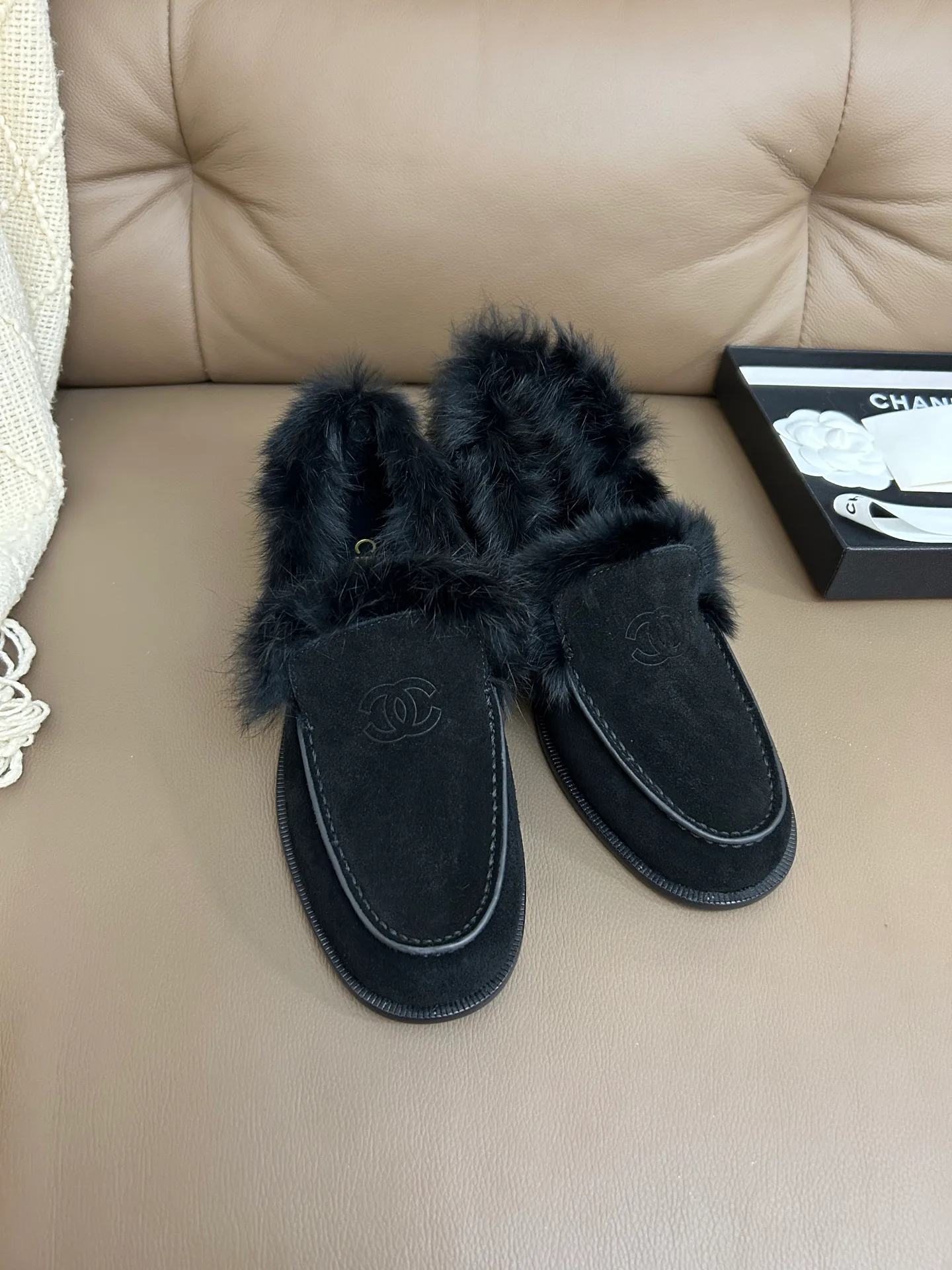 Women's Loafers And Moccasins CHANEL 17886118