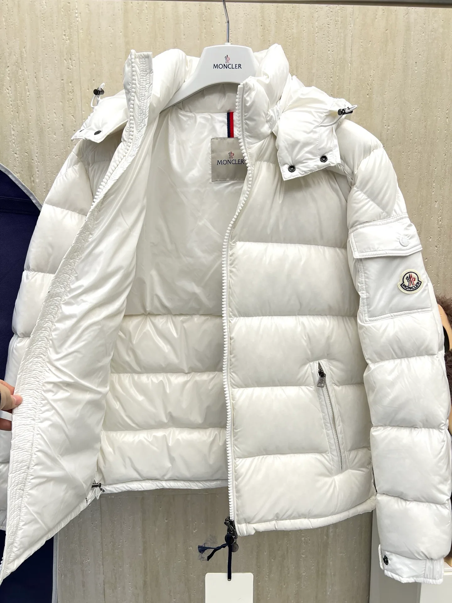 Men's Jackets And Down Jackets MONCLER 19575095