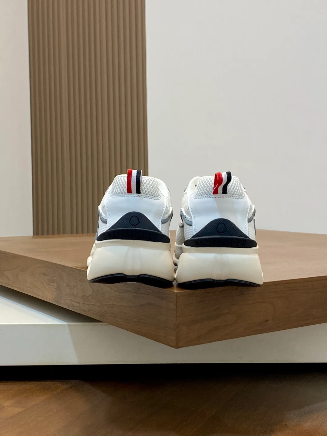 Men's Sneakers MONCLER 18079001