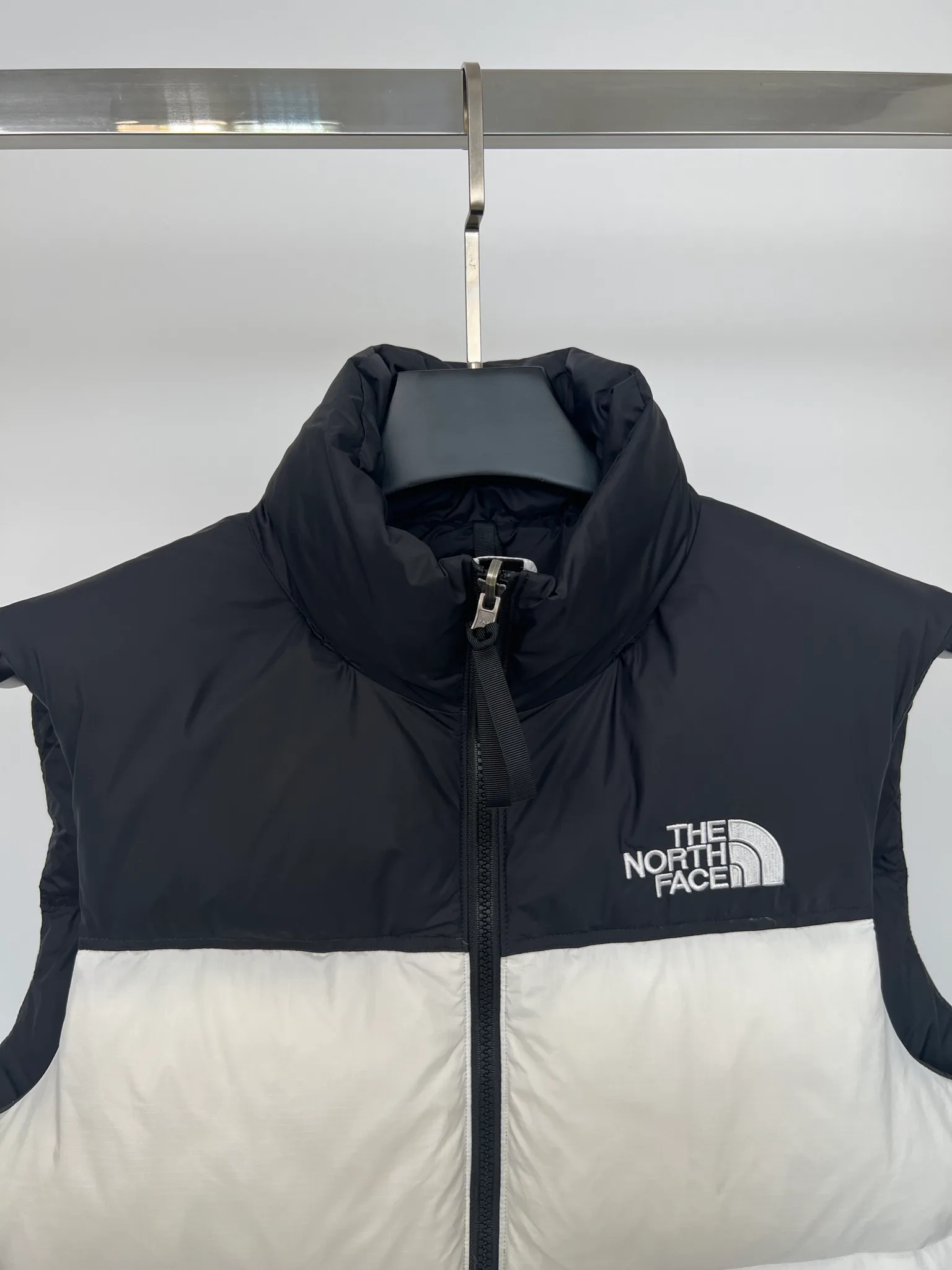 Women's Vests THE NORTH FACE 18416029